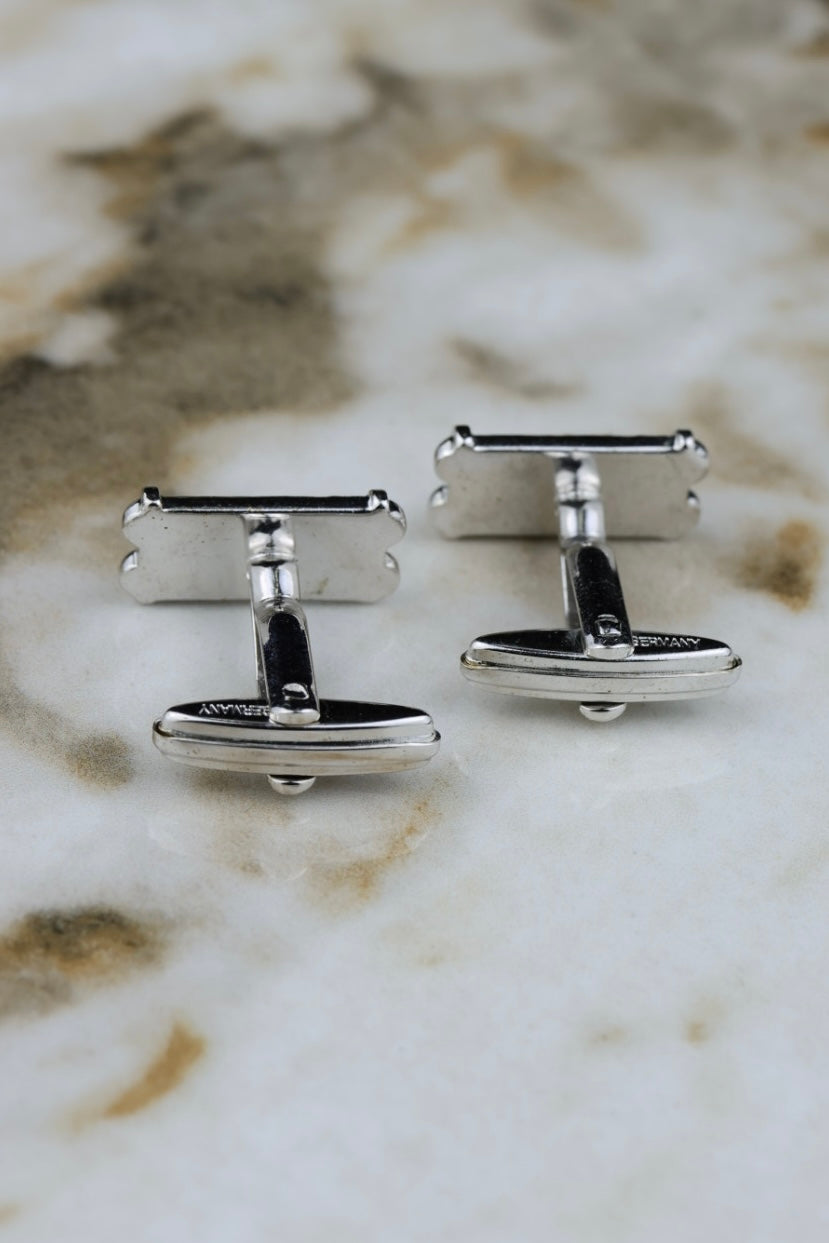 Christian Dior – stalowe spinki z pozłacanym motywem pergaminu (SP015)