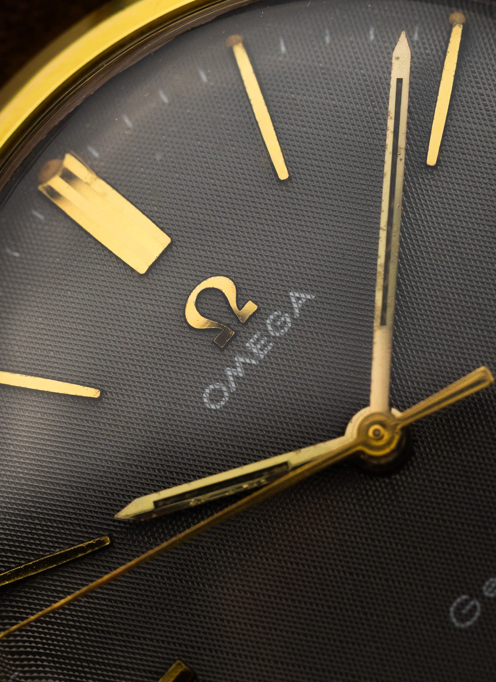 1968 Omega Geneve 132.00019 cal. 613 Grey Linen Dial