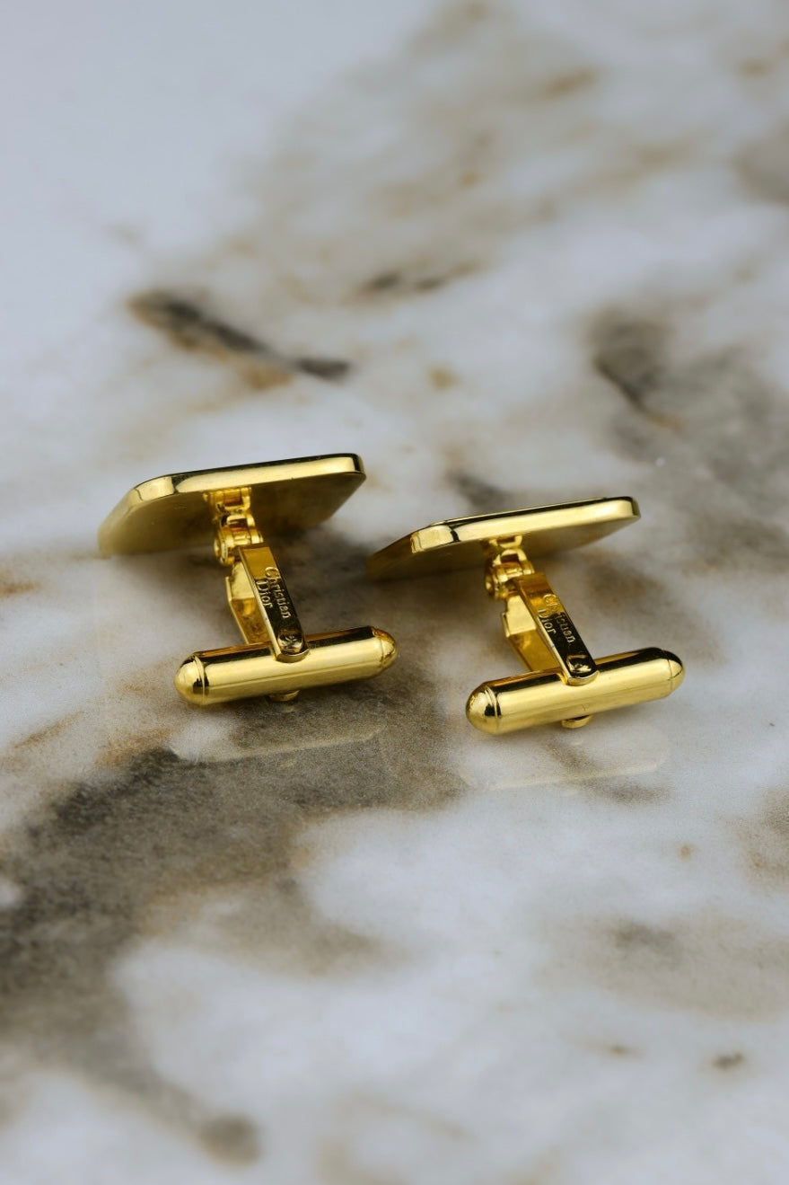 Christian Dior – kwadratowe pozłacane spinki z motywem tapestry (SP025)