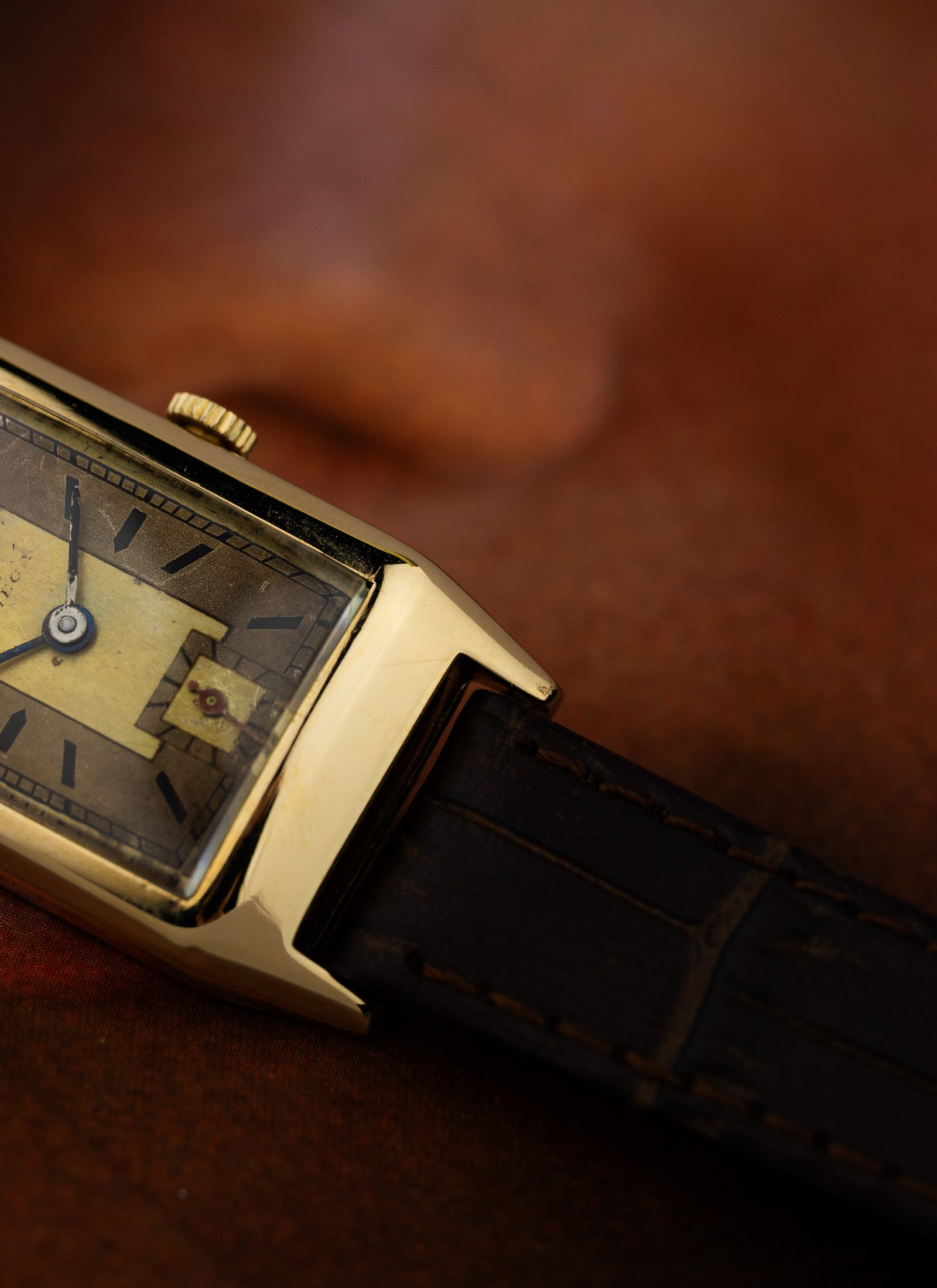 1940s 14K Omega Tank Art Deco Dial Serviced Box