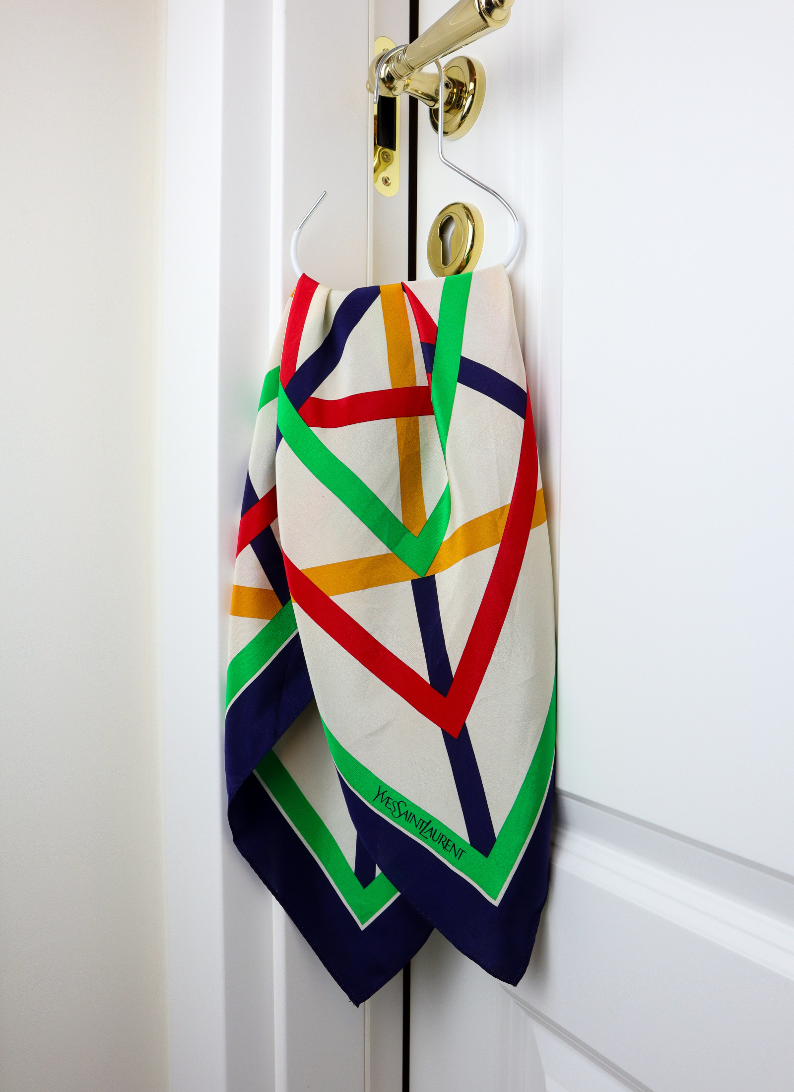 Yves Saint Laurent - jedwabna apaszka "Colorblock"