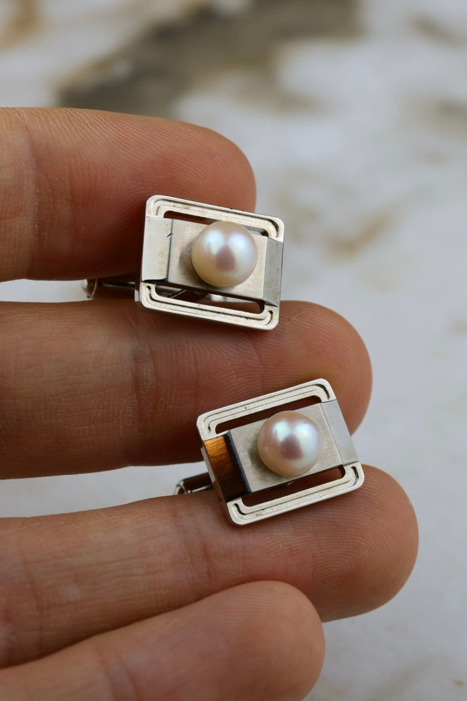 Yumi Katsura – stalowe spinki z perłą (SP010)