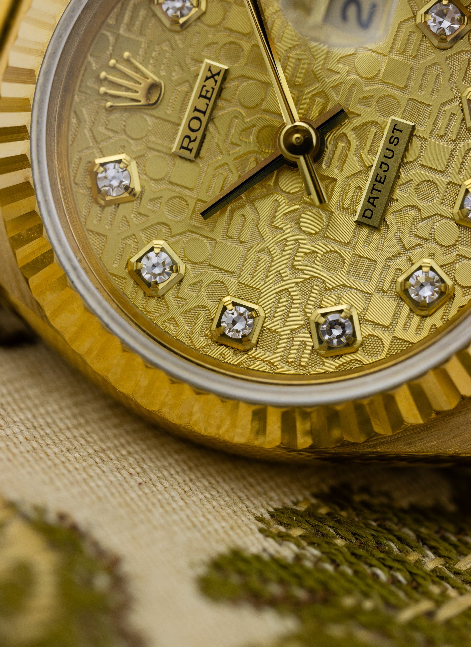 1987 18K Lady Rolex Datejust Diamonds Anniversary Dial 69178 Box