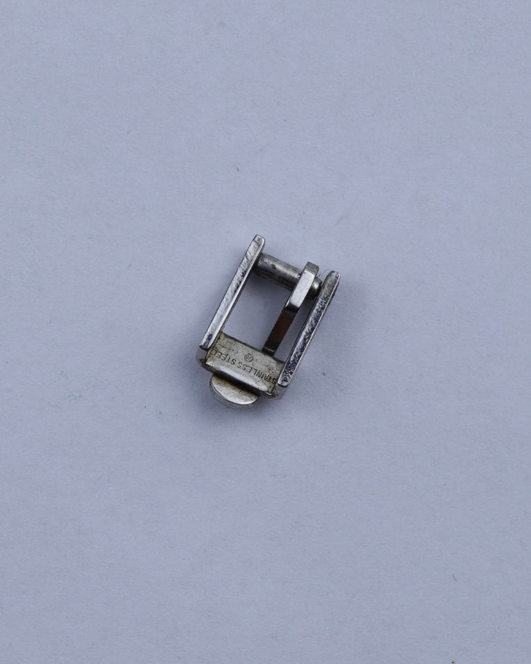 Stalowa sprzączka klamerka Omega 5 mm