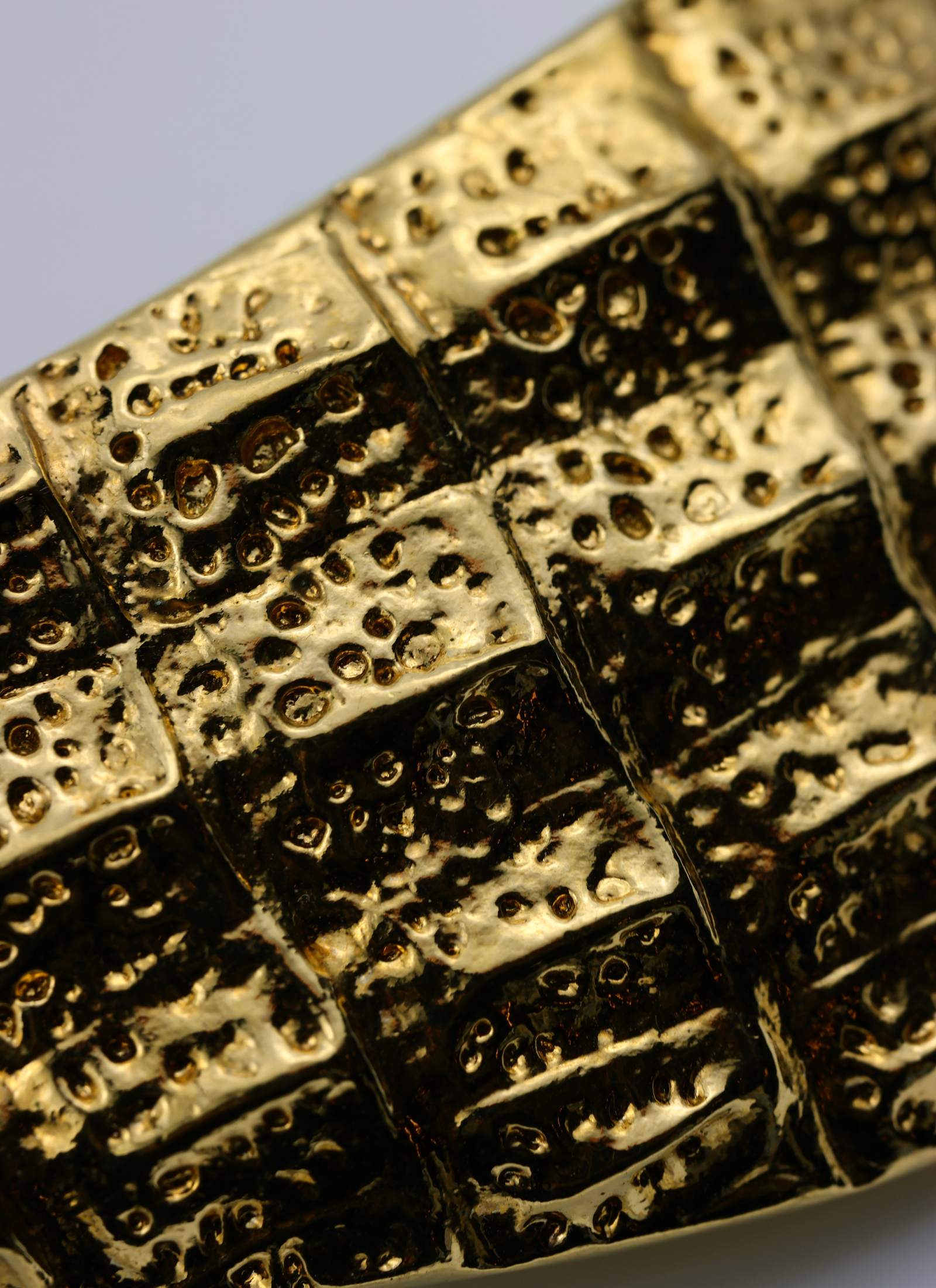 Yves Saint Laurent – rzeźbiarska broszka vintage