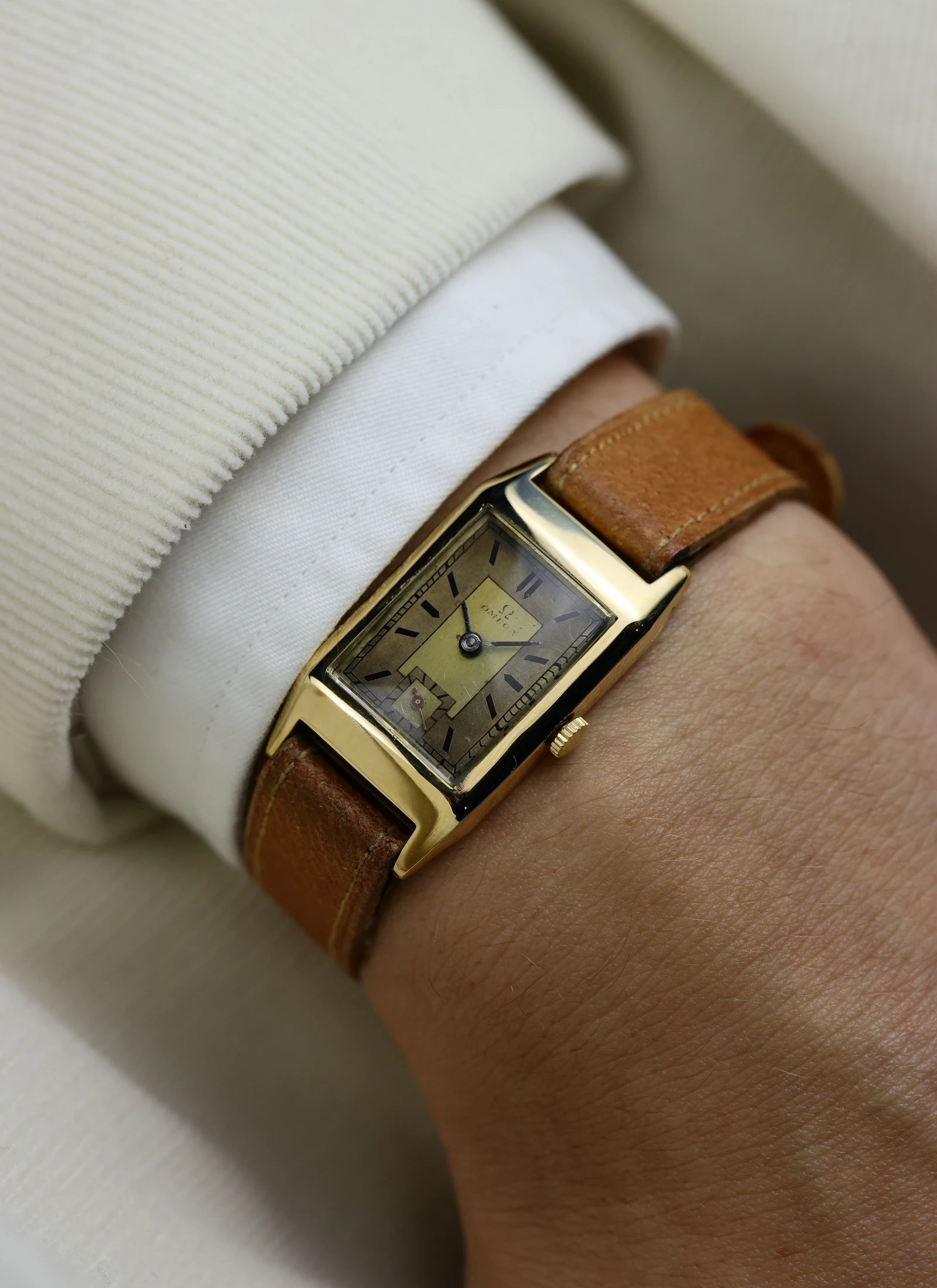 1940s 14K Omega Tank Art Deco Dial Box