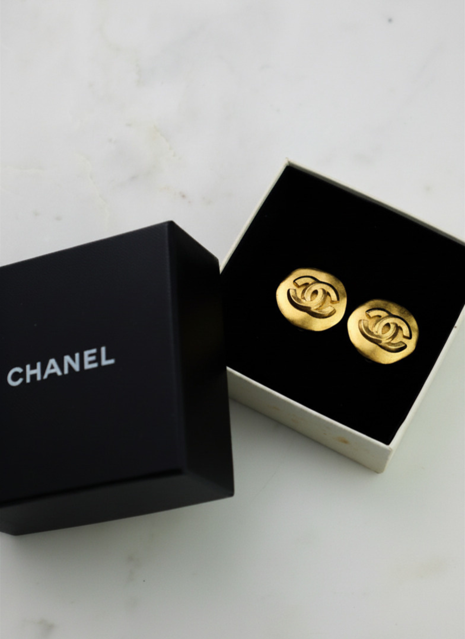 Chanel - okrągłe "water effect" klipsy vintage sezon wiosna/lato 1996 r.