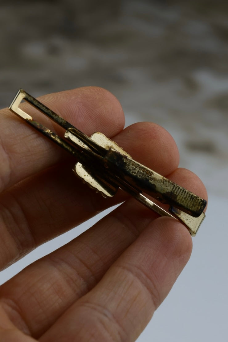 Wedgwood – spinka do krawata „The Golden Hind”, pozłacana z błękitnym wypełnieniem (S31)