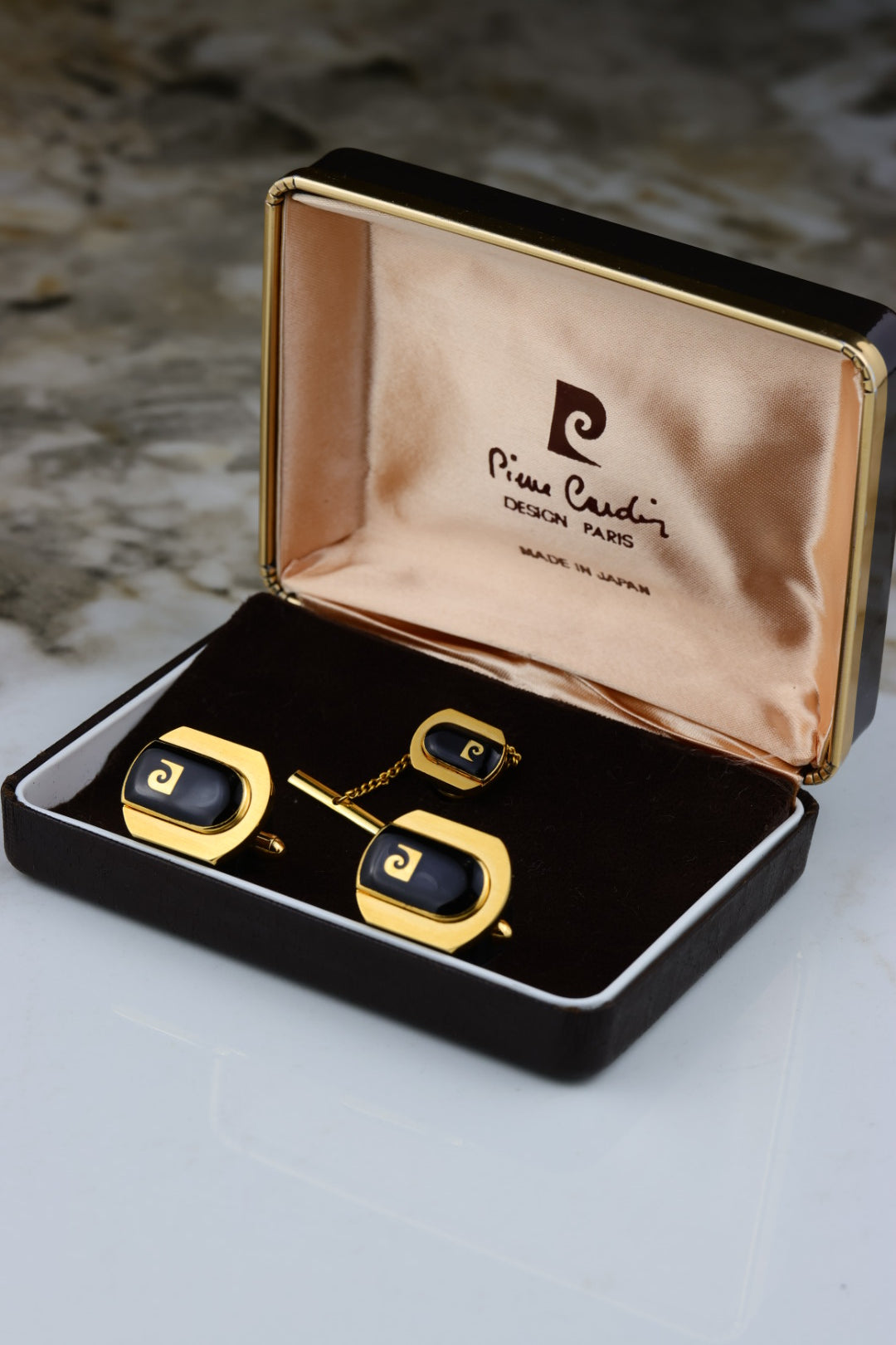 Pierre Cardin – spinki do mankietów złoto-czarne (S43)