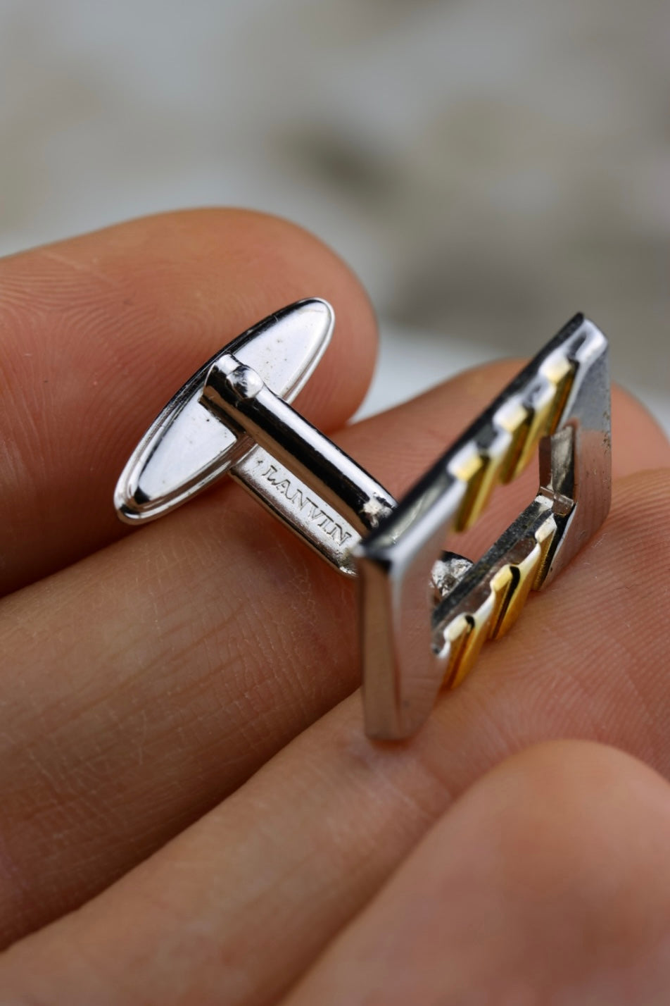 Lanvin – stalowo prostokątne spinki z pozłacanym akcentem (SP003)