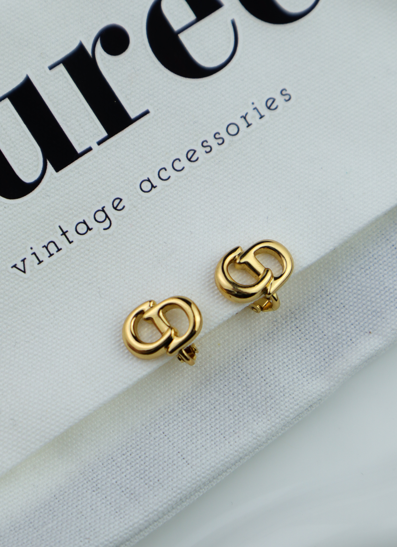 Christian Dior - klipsy vintage monogram CD