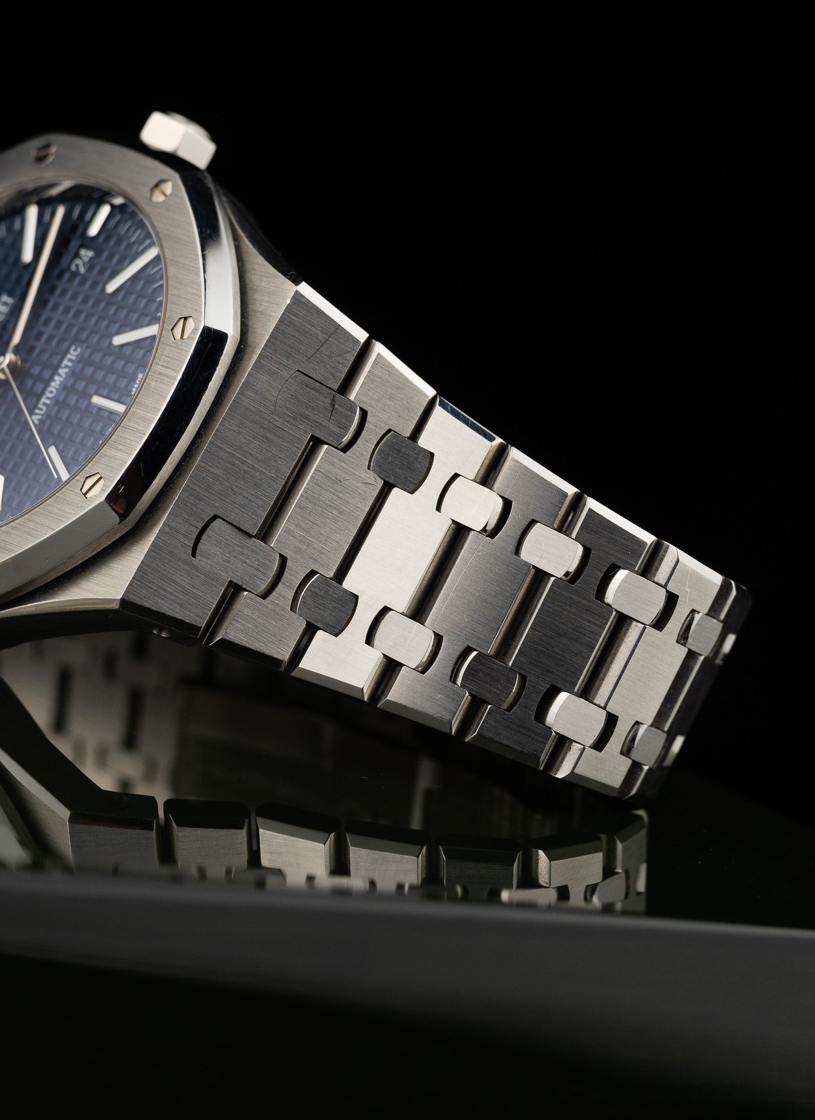 2015 Audemars Piguet Royal Oak 15400ST Box & Extract