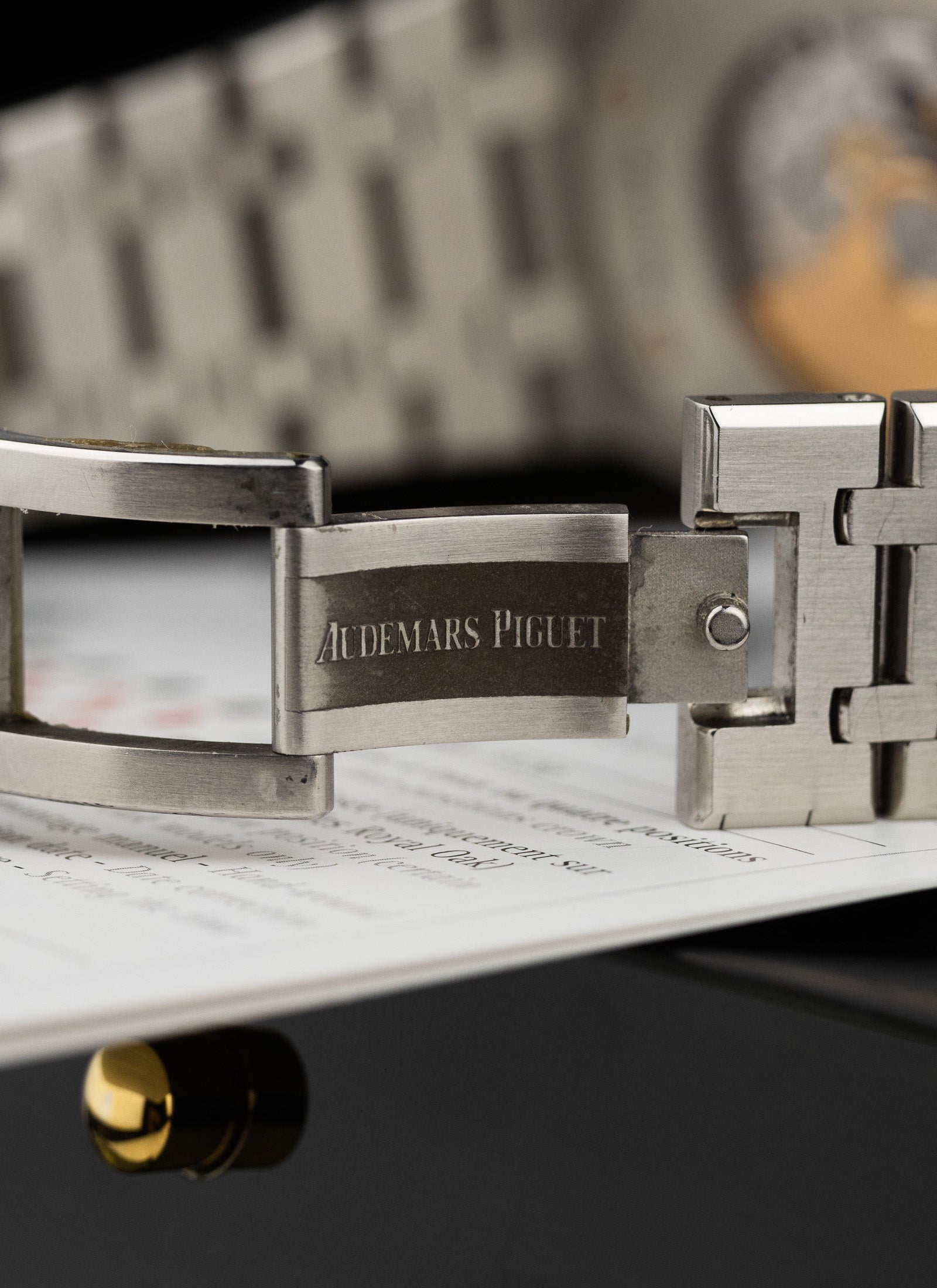 2015 Audemars Piguet Royal Oak 15400ST Box & Extract