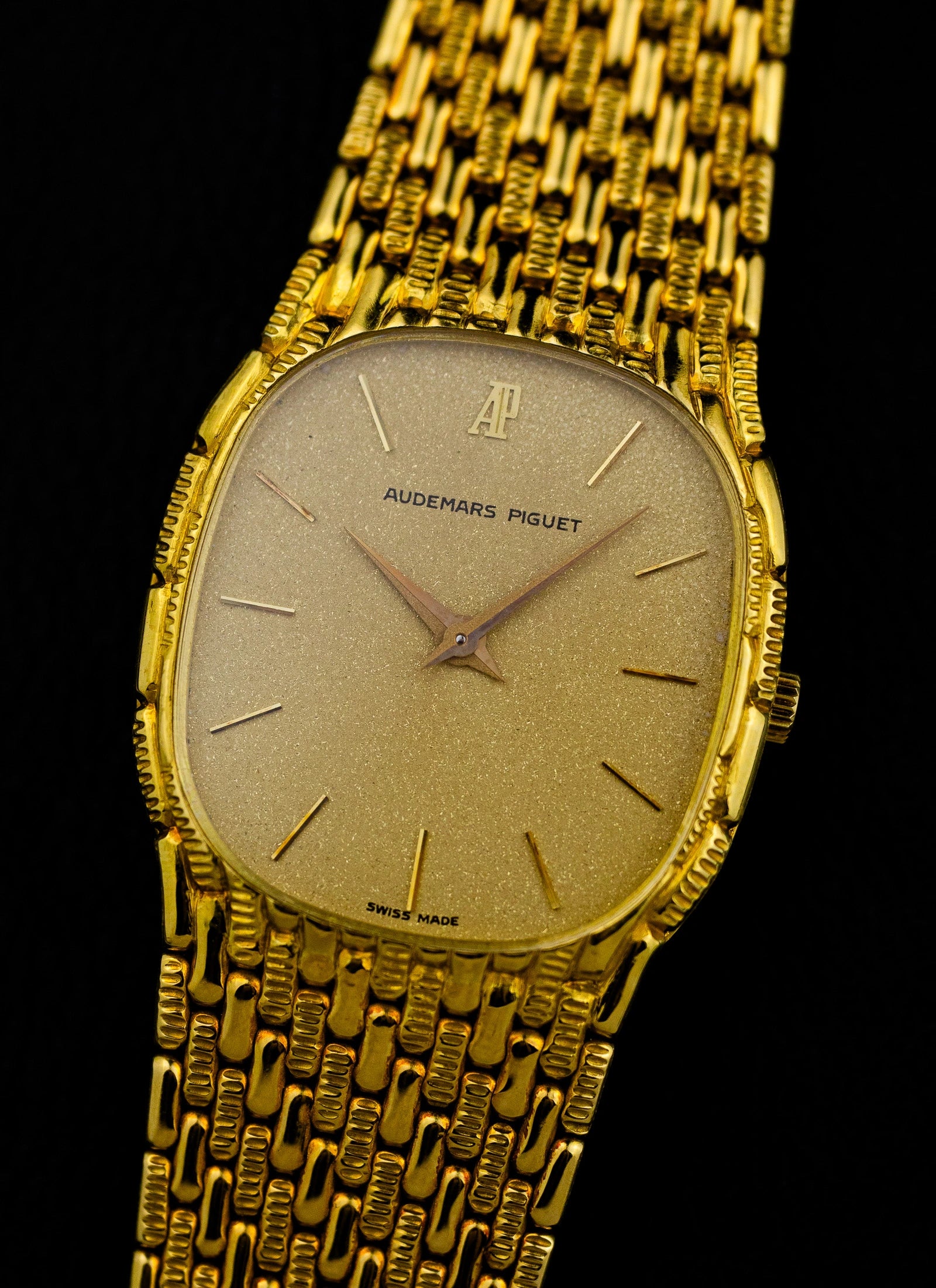 1989 Audemars Piguet Cobra 4552/664 Full Set (ON HOLD)