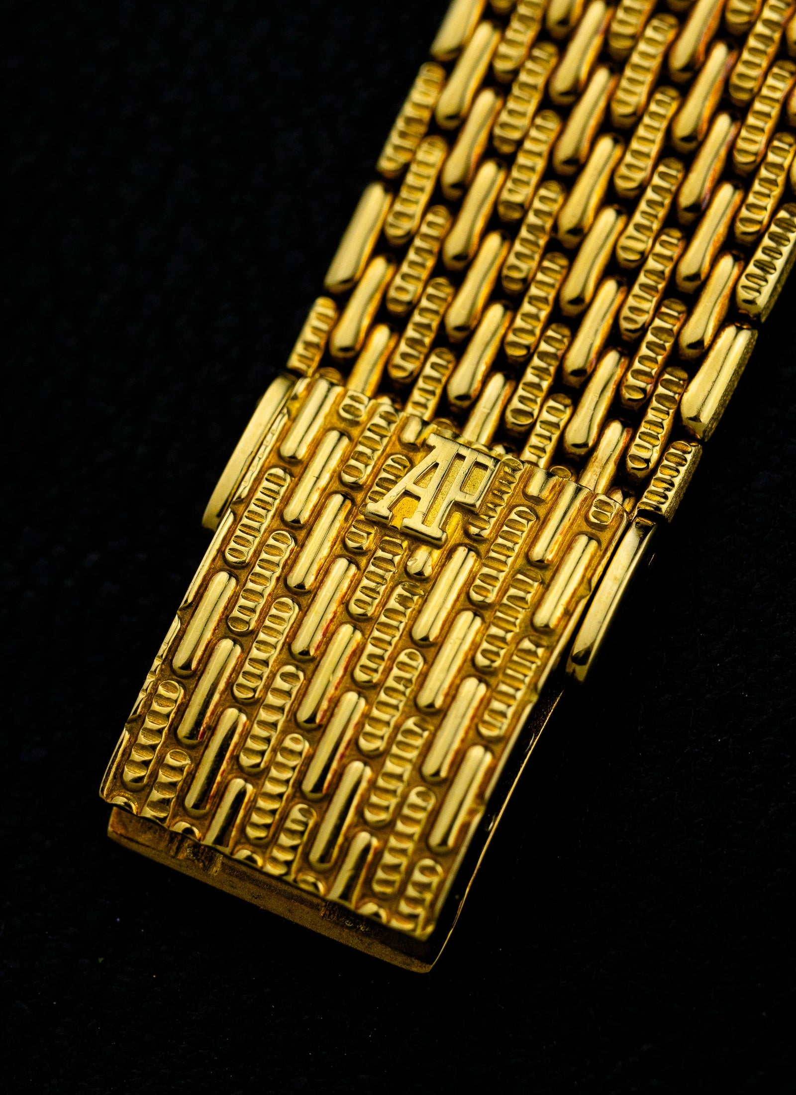 1989 Audemars Piguet Cobra 4552/664 Full Set (ON HOLD)