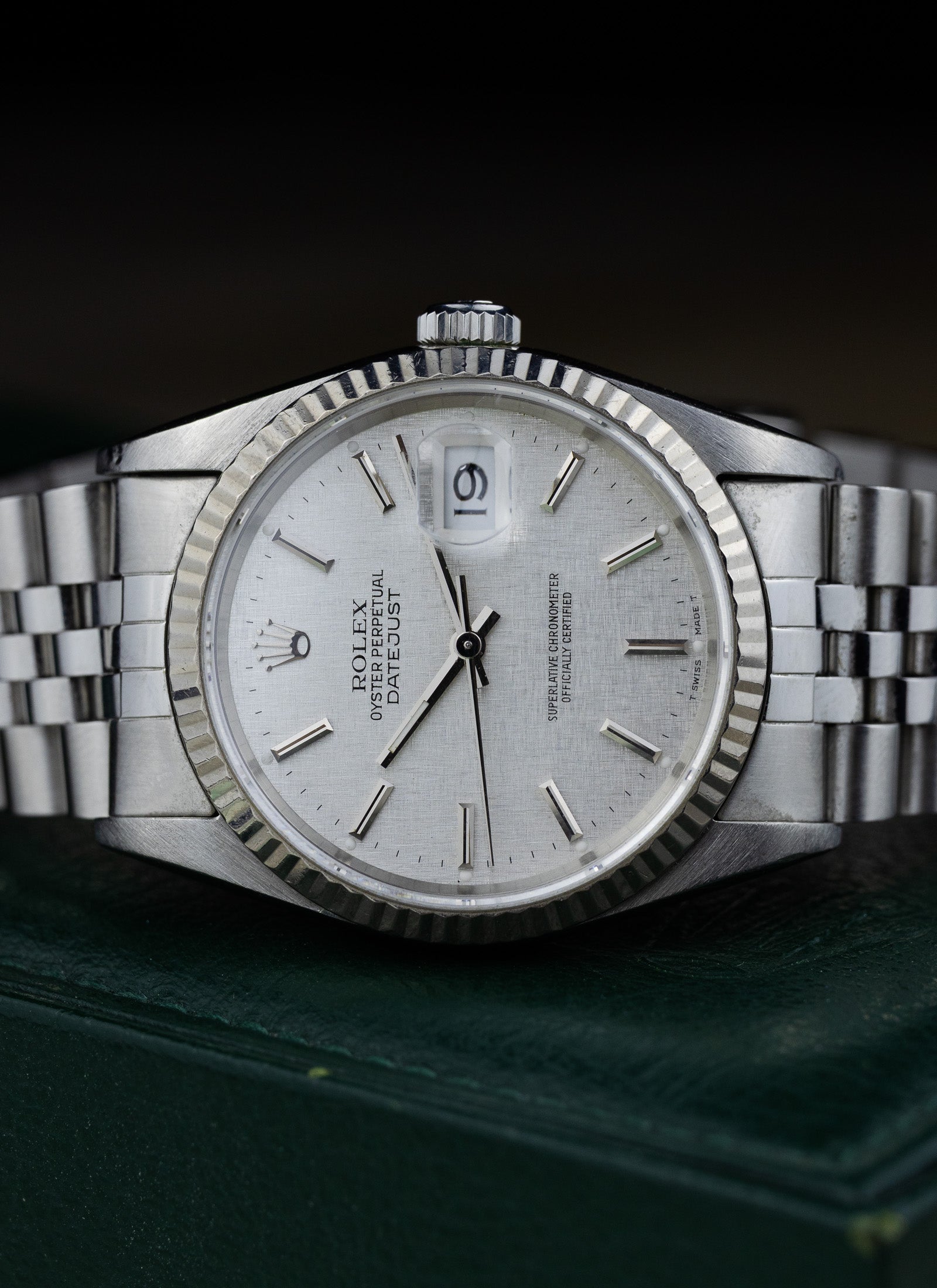 1990 Rolex Datejust Silver Linen Dial 16234 Full Set