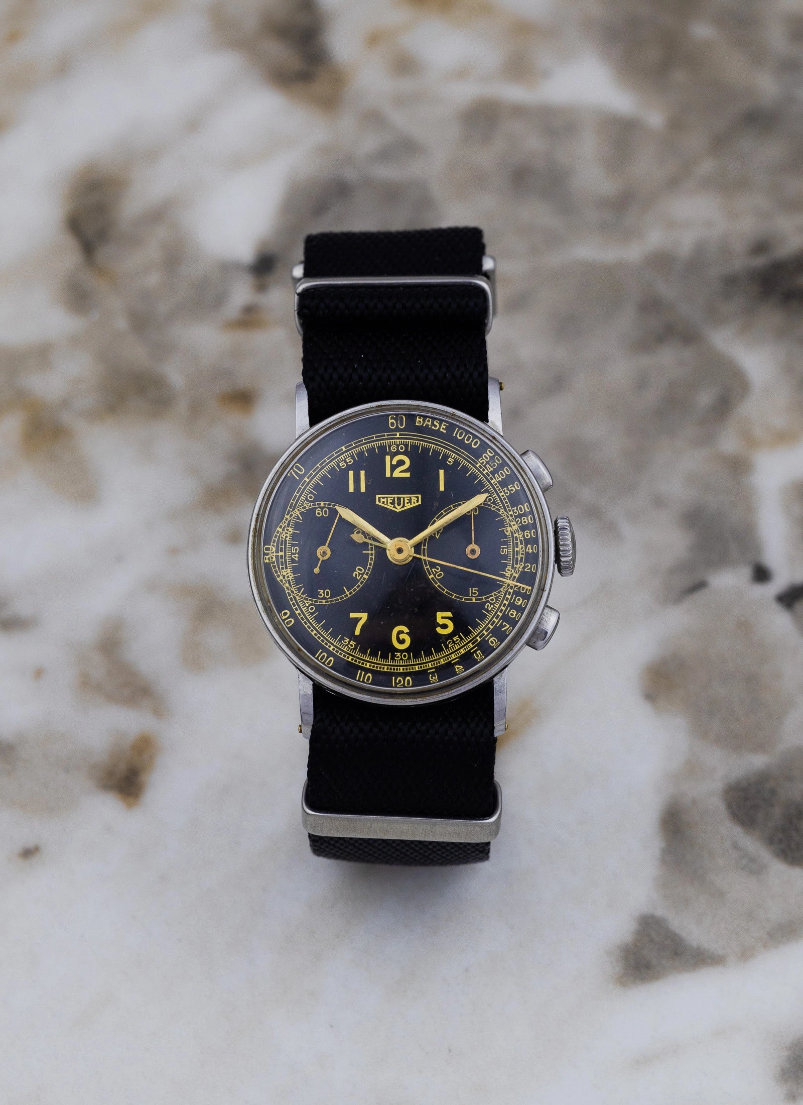 1940s Heuer Big Eyes 2402 Landeron 13