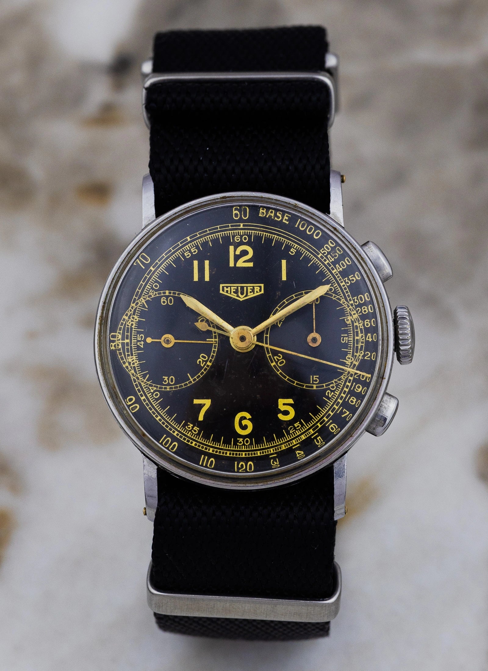 1940s Heuer Big Eyes 2402 Landeron 13