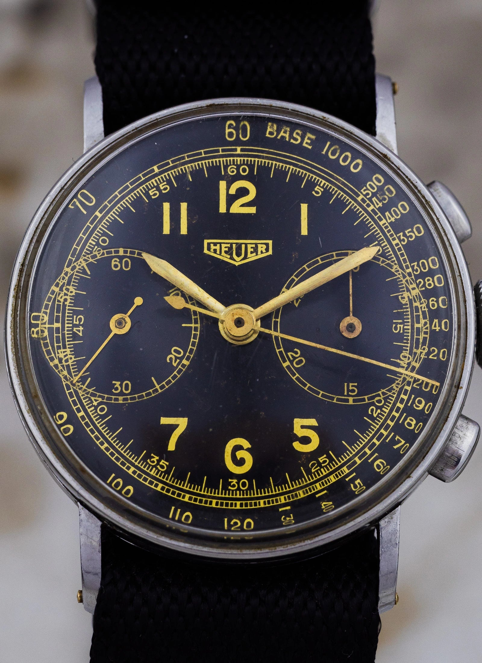 1940s Heuer Big Eyes 2402 Landeron 13