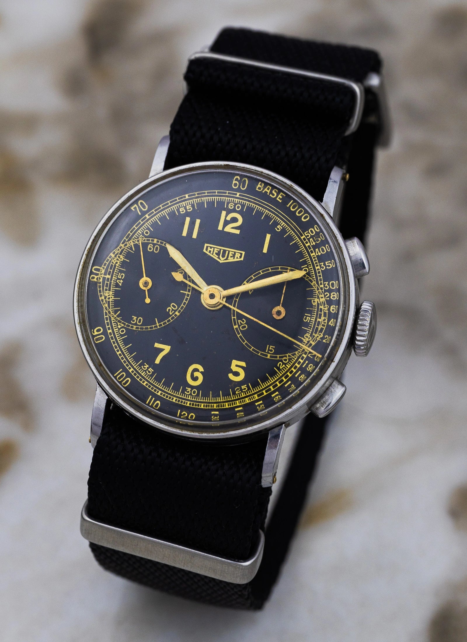 1940s Heuer Big Eyes 2402 Landeron 13