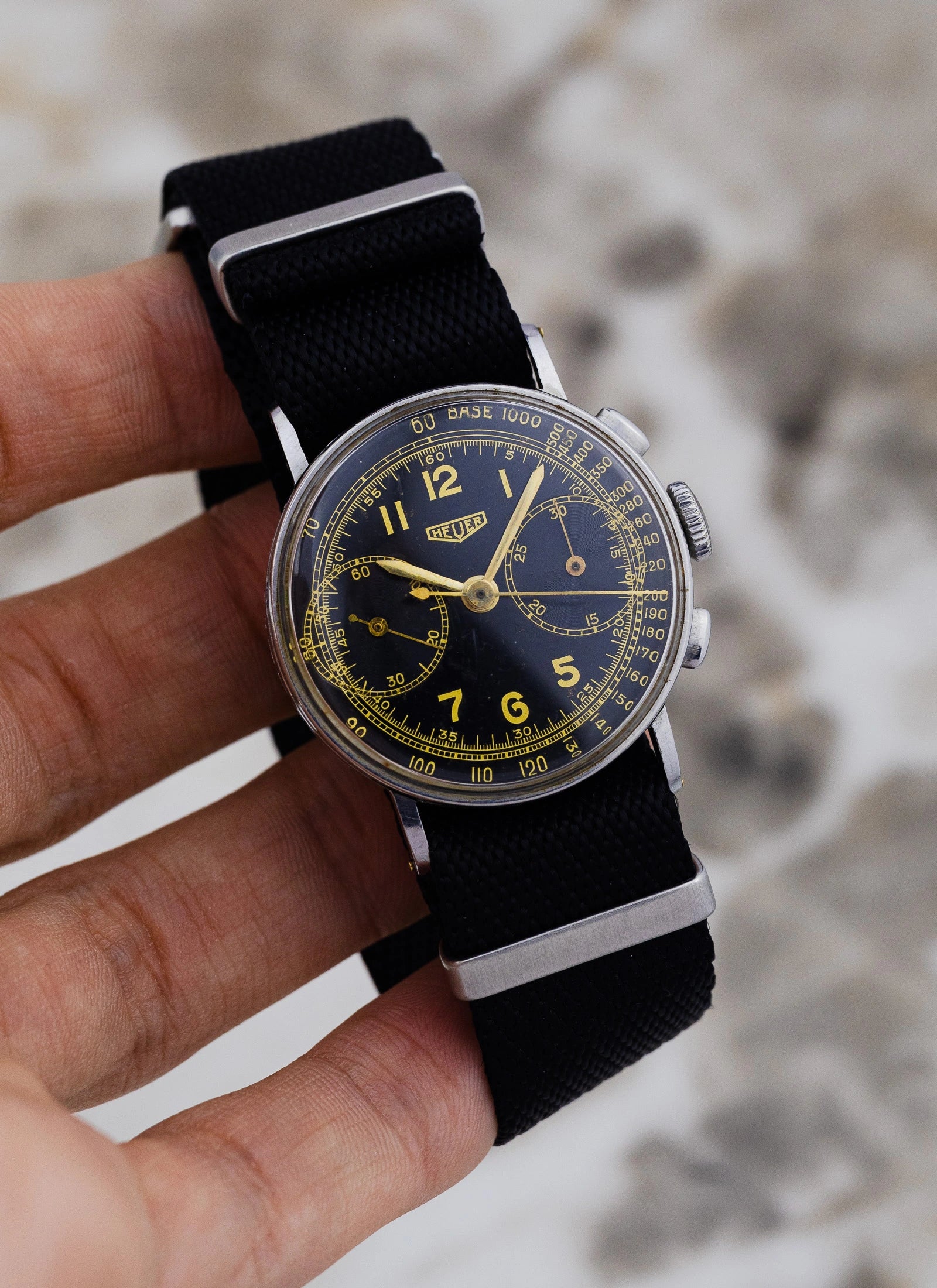 1940s Heuer Big Eyes 2402 Landeron 13