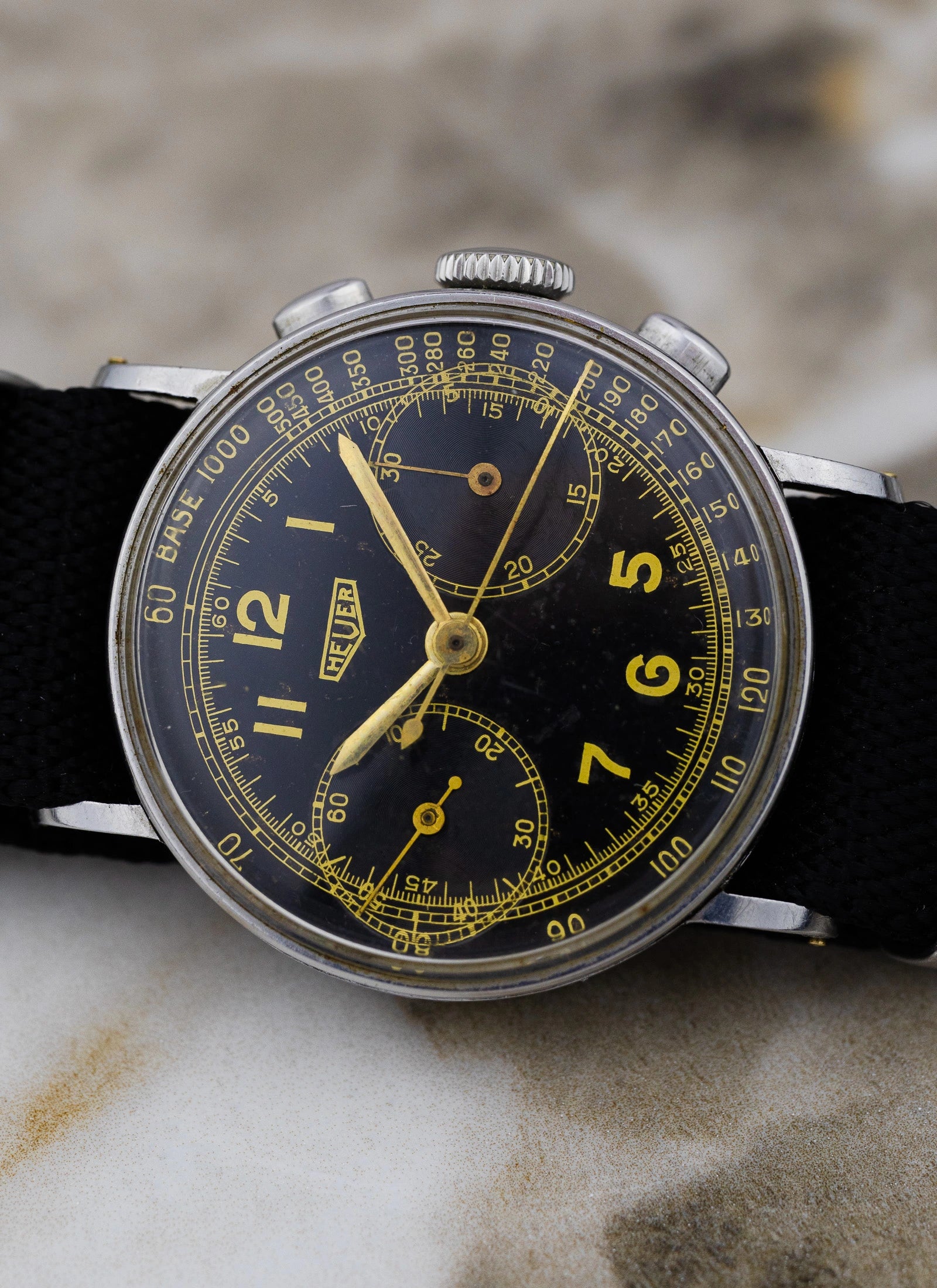 1940s Heuer Big Eyes 2402 Landeron 13