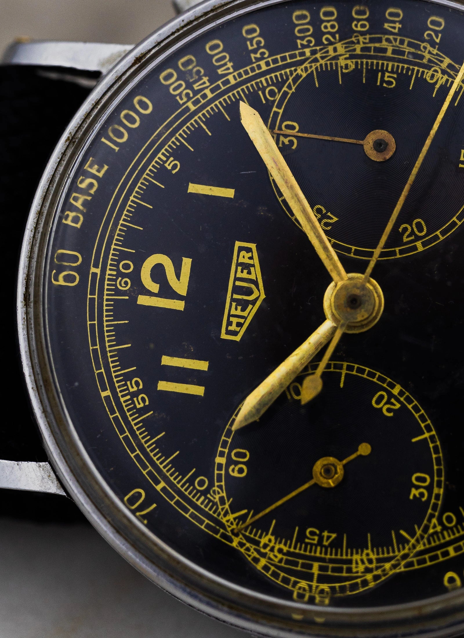 1940s Heuer Big Eyes 2402 Landeron 13