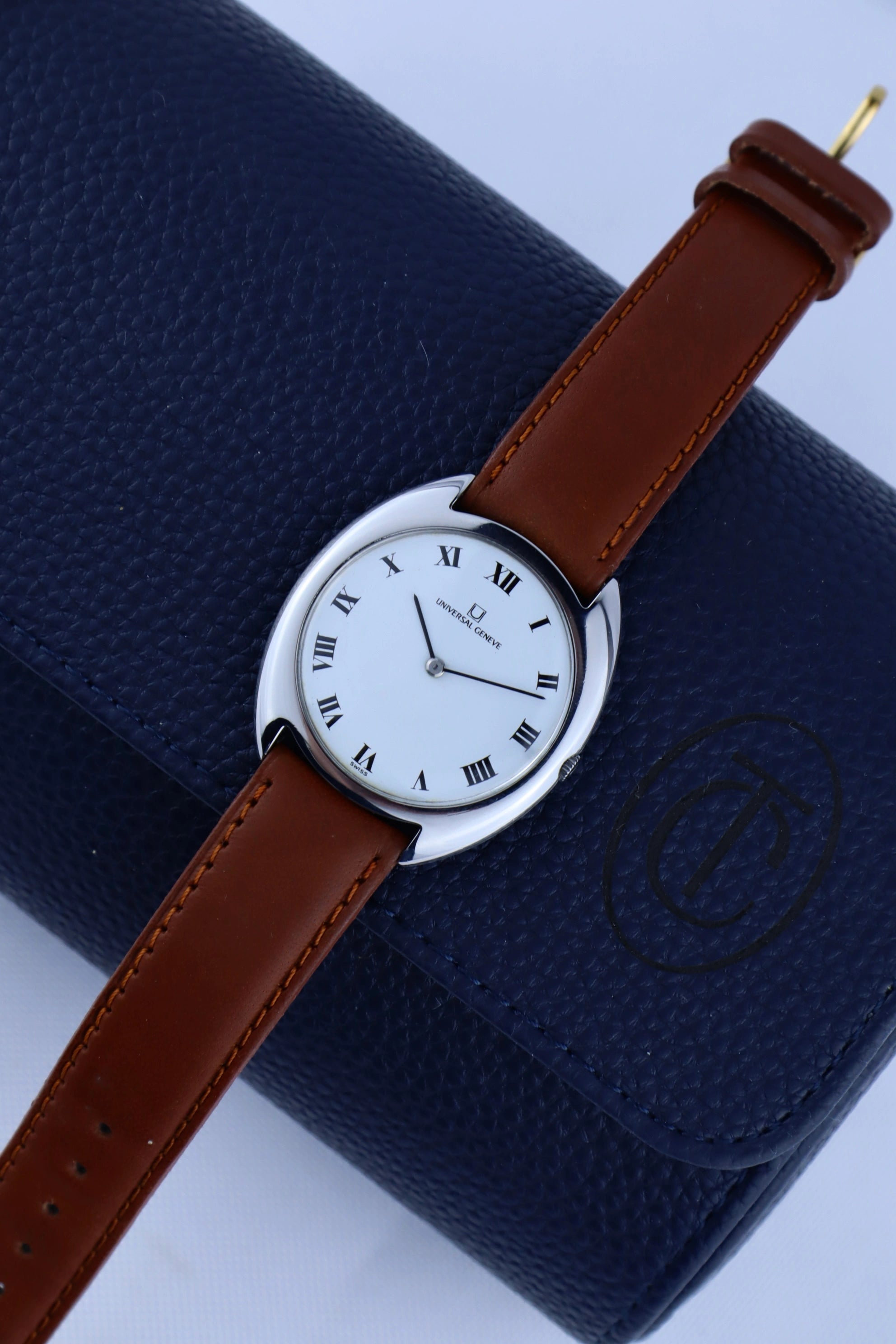 Universal Geneve Ultra Slim cal. 62