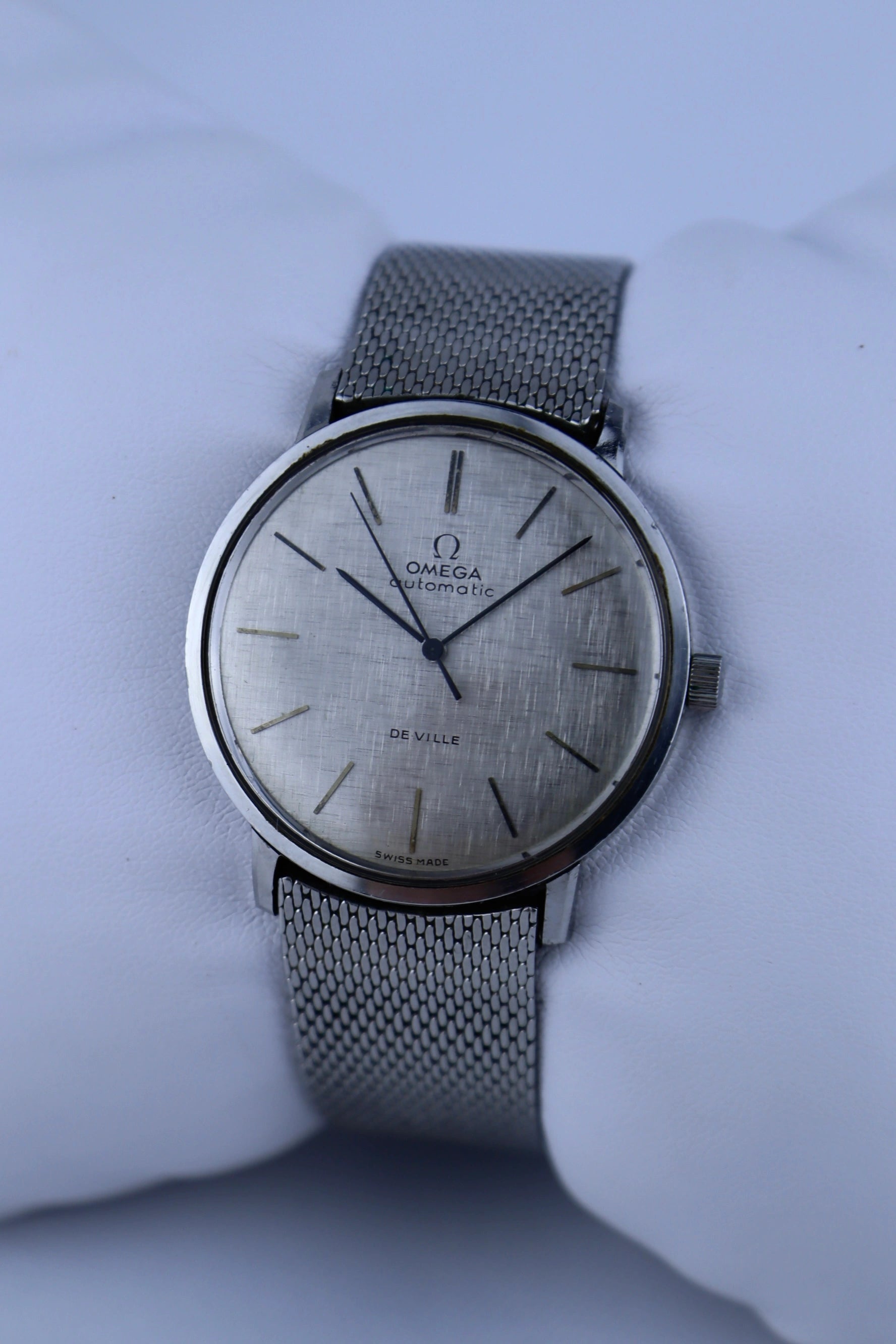 1966 Omega Seamaster Linen Dial 165.008 cal. 711