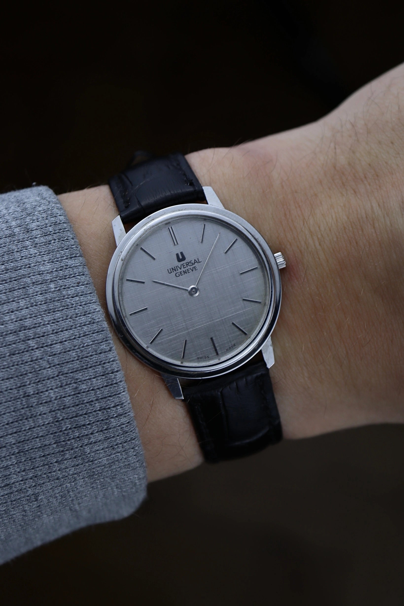 1970s Universal Geneve Linen Dial Ultra Slim 842.140 cal. 1-42
