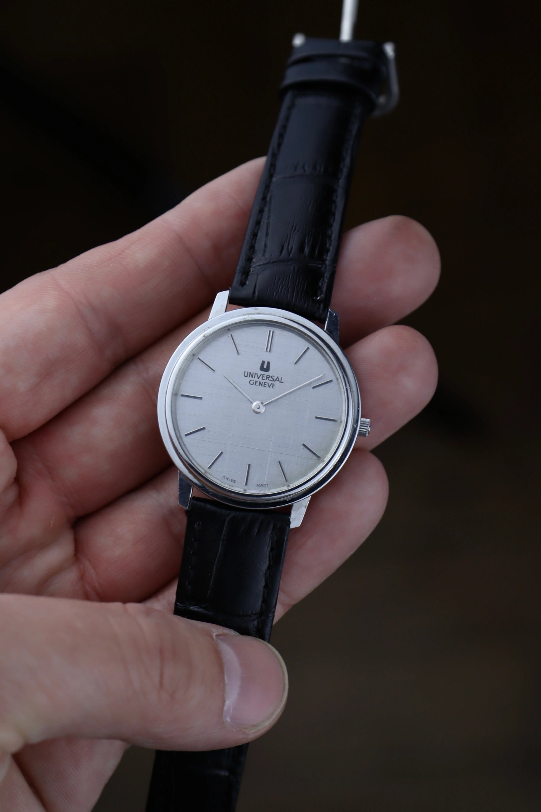 1970s Universal Geneve Linen Dial Ultra Slim 842.140 cal. 1-42