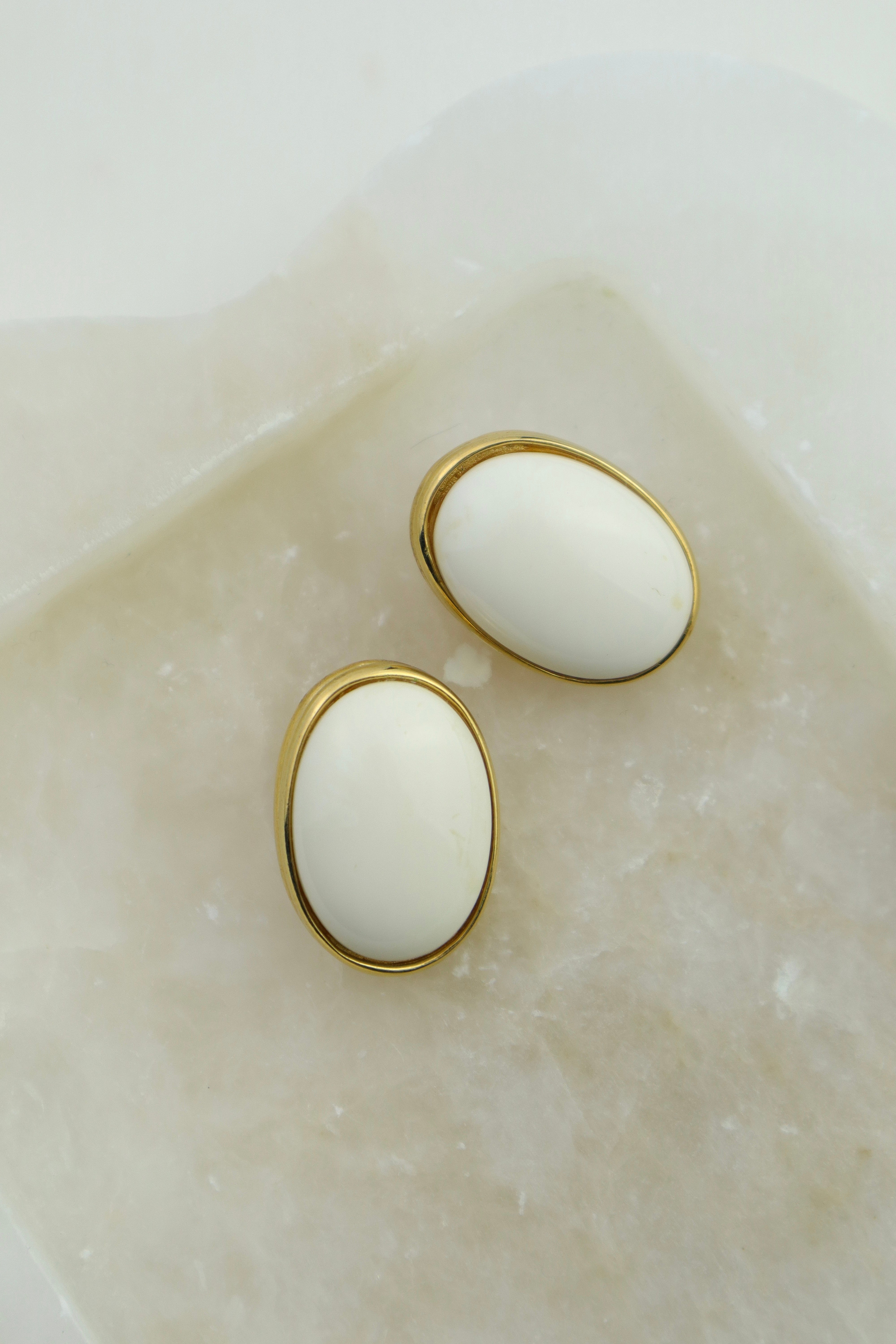 Givenchy - klipsy "ivory classic"