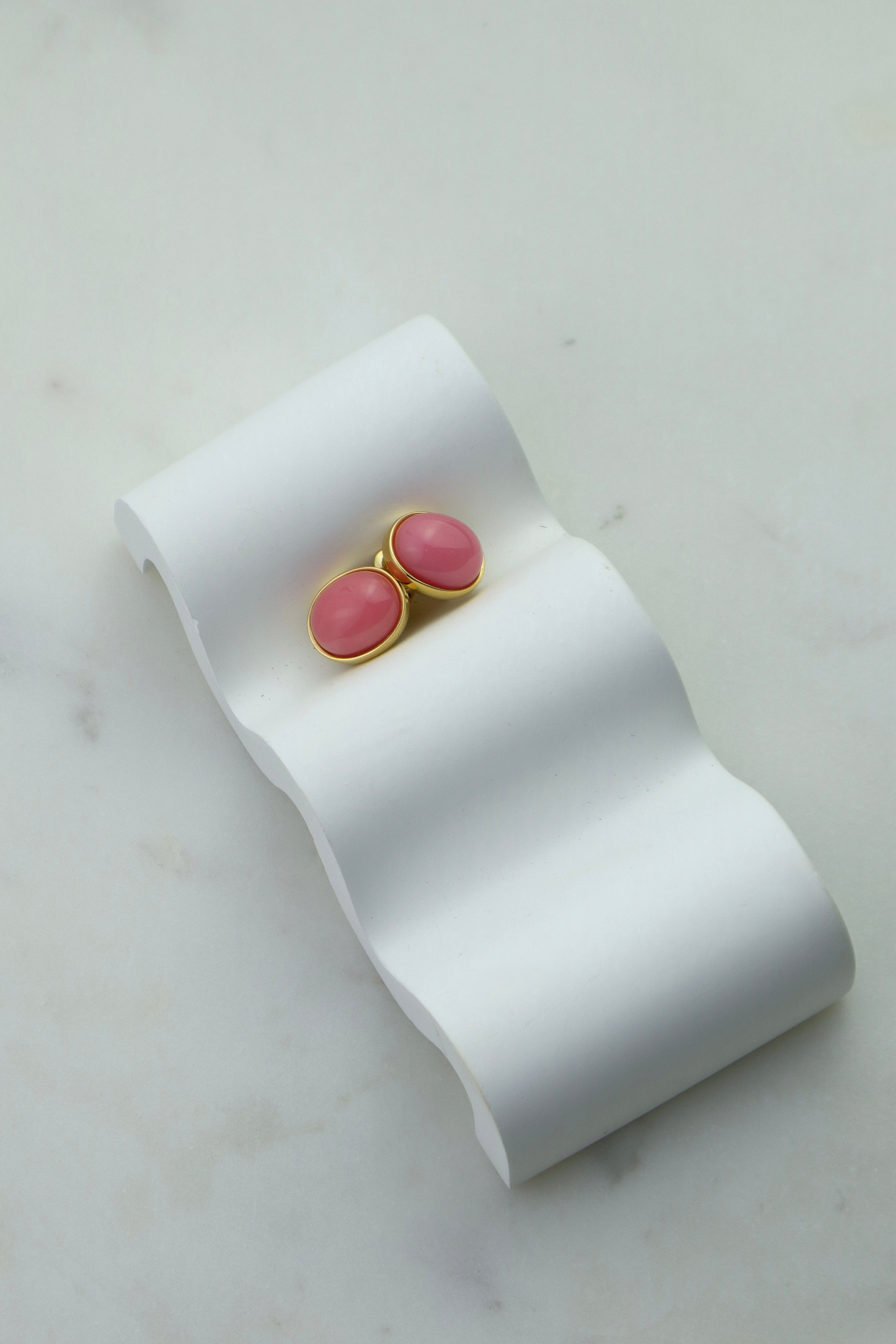 Givenchy - klipsy vintage z różowym kaboszonem