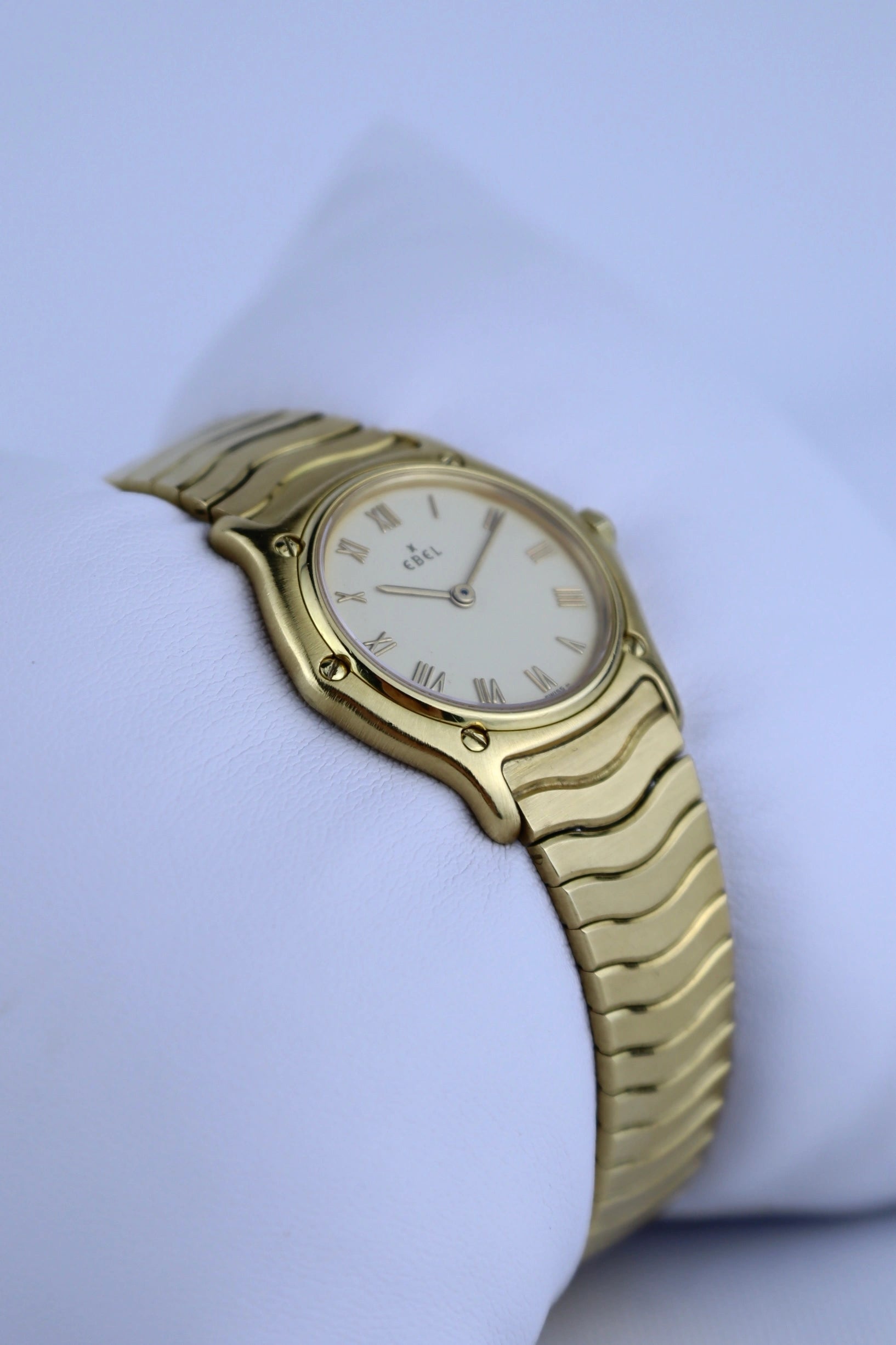 18K Lady Ebel Classic Wave