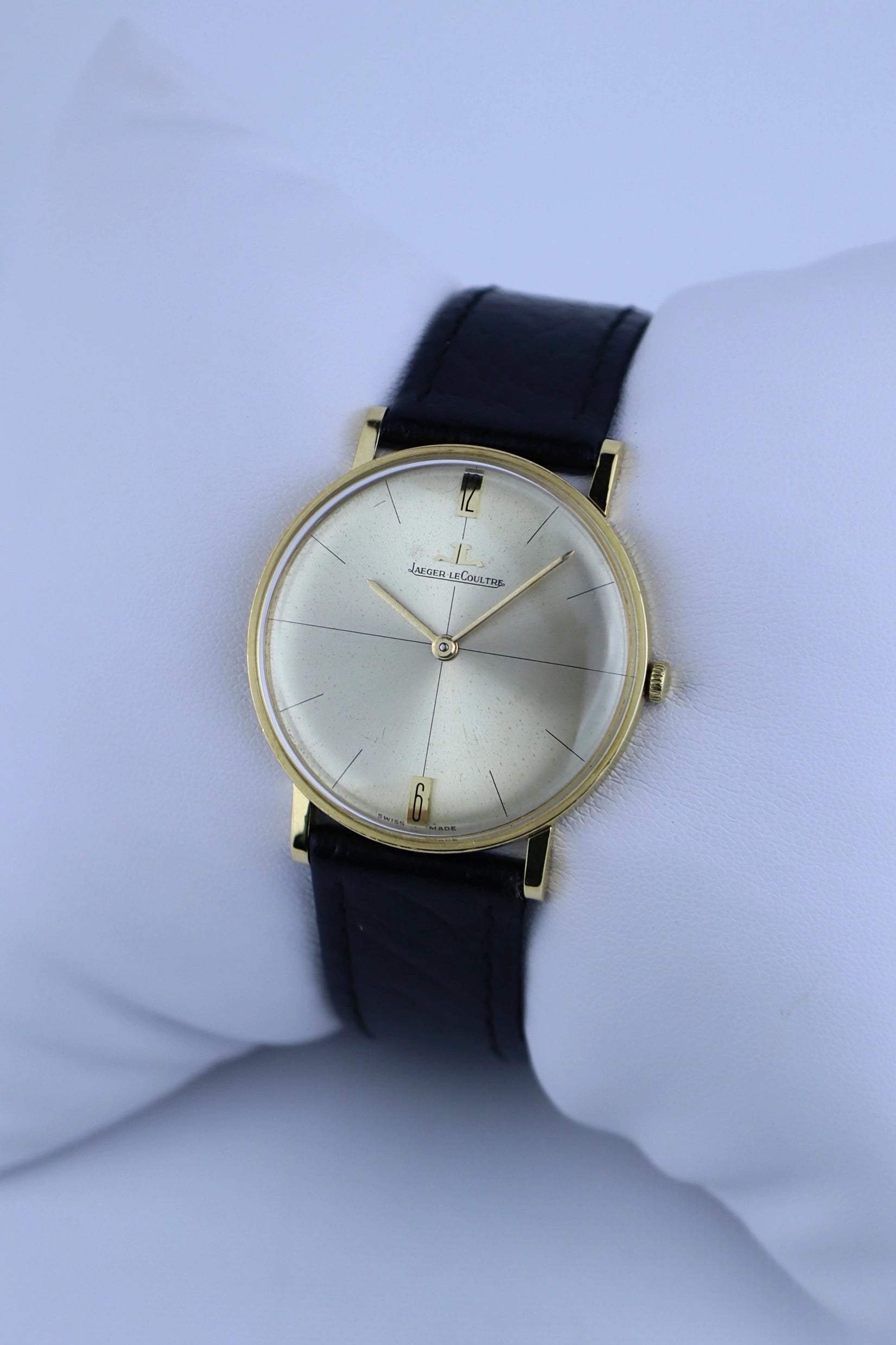 1960s Jaeger Lecoultre Ultra Slim 1947 818C