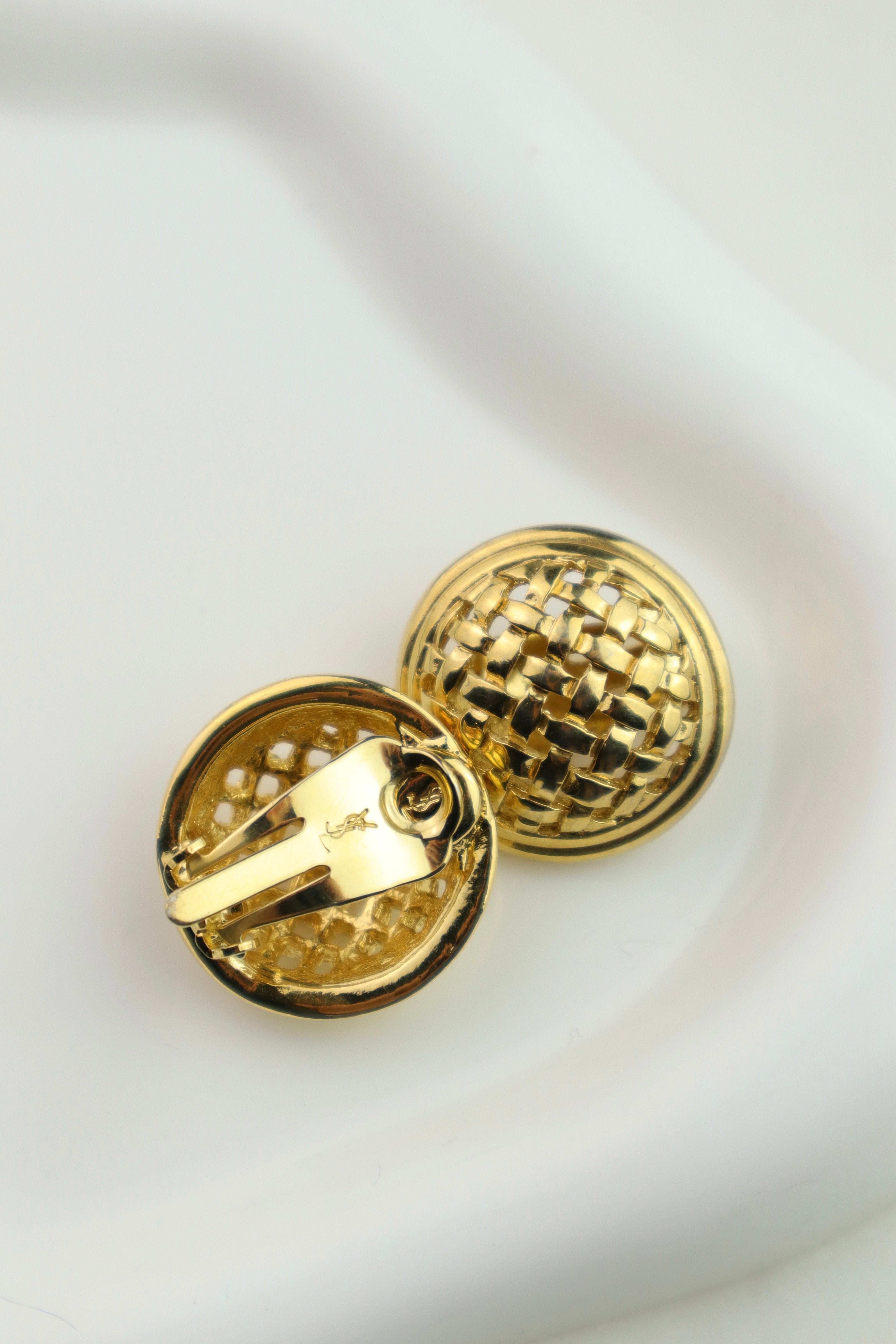 Yves Saint Laurent - vintage klipsy plecone koła