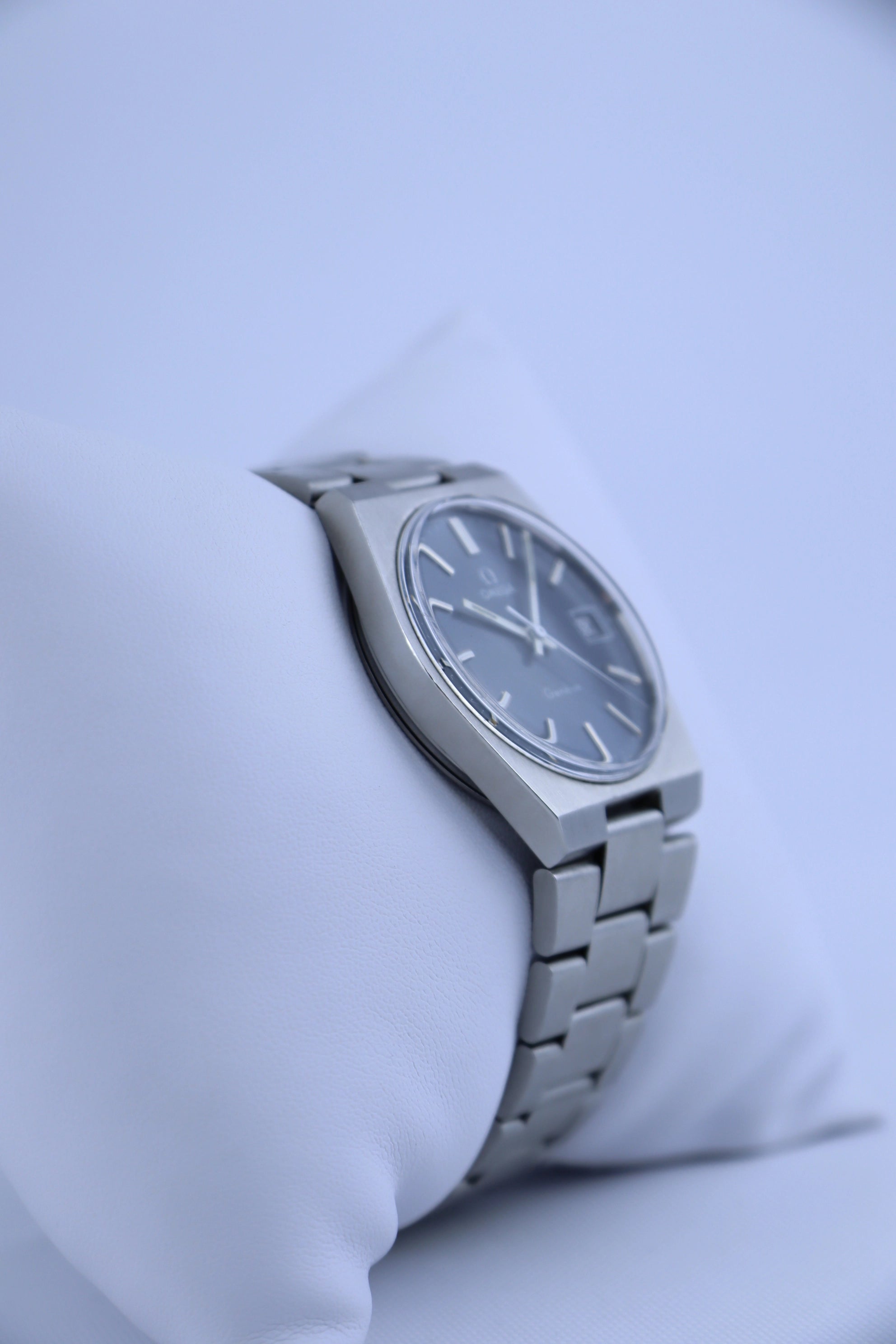1972 Omega Geneve Blue Dial 136.0050 Cal. 613