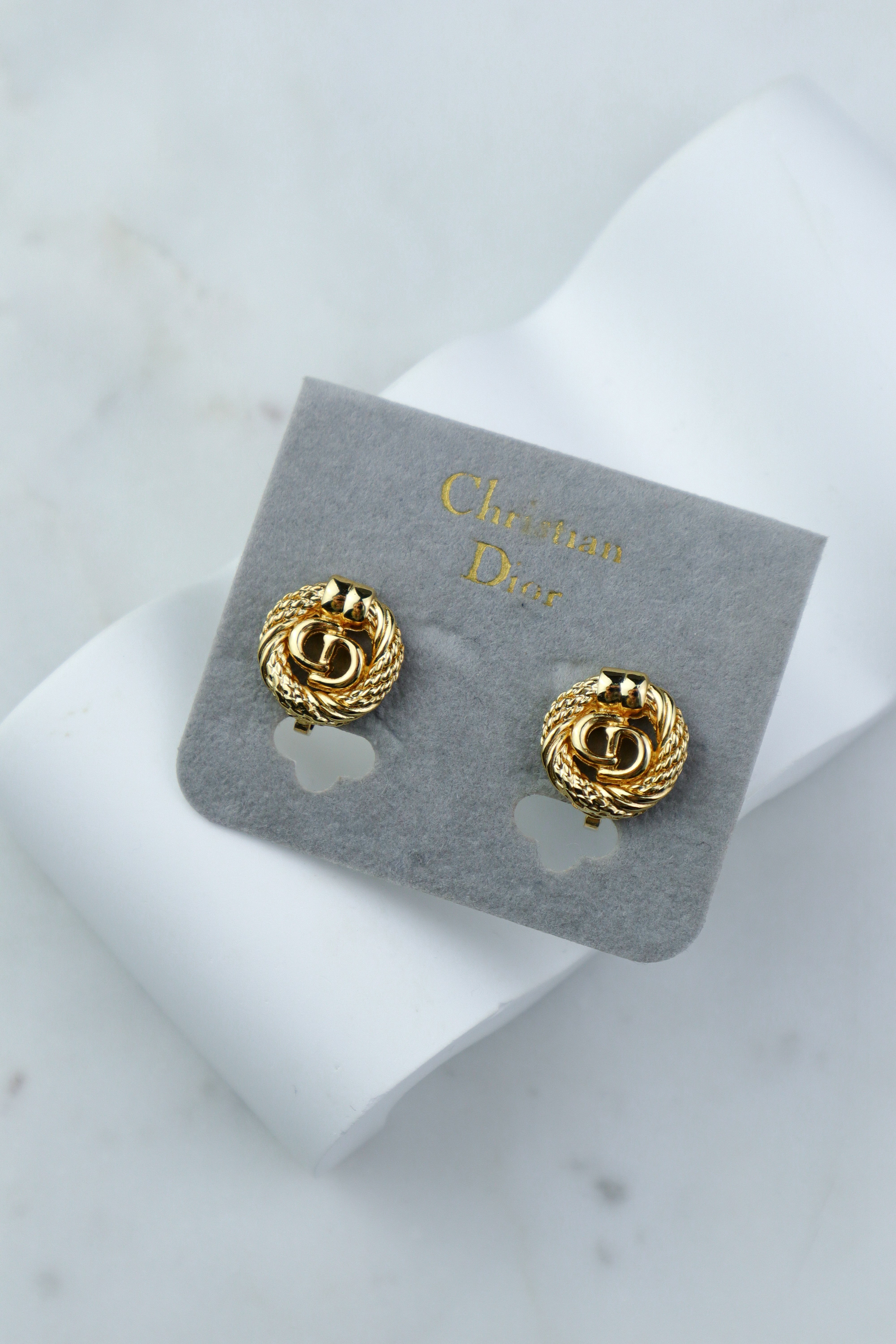 Christian Dior - klipsy vintage w logowanie