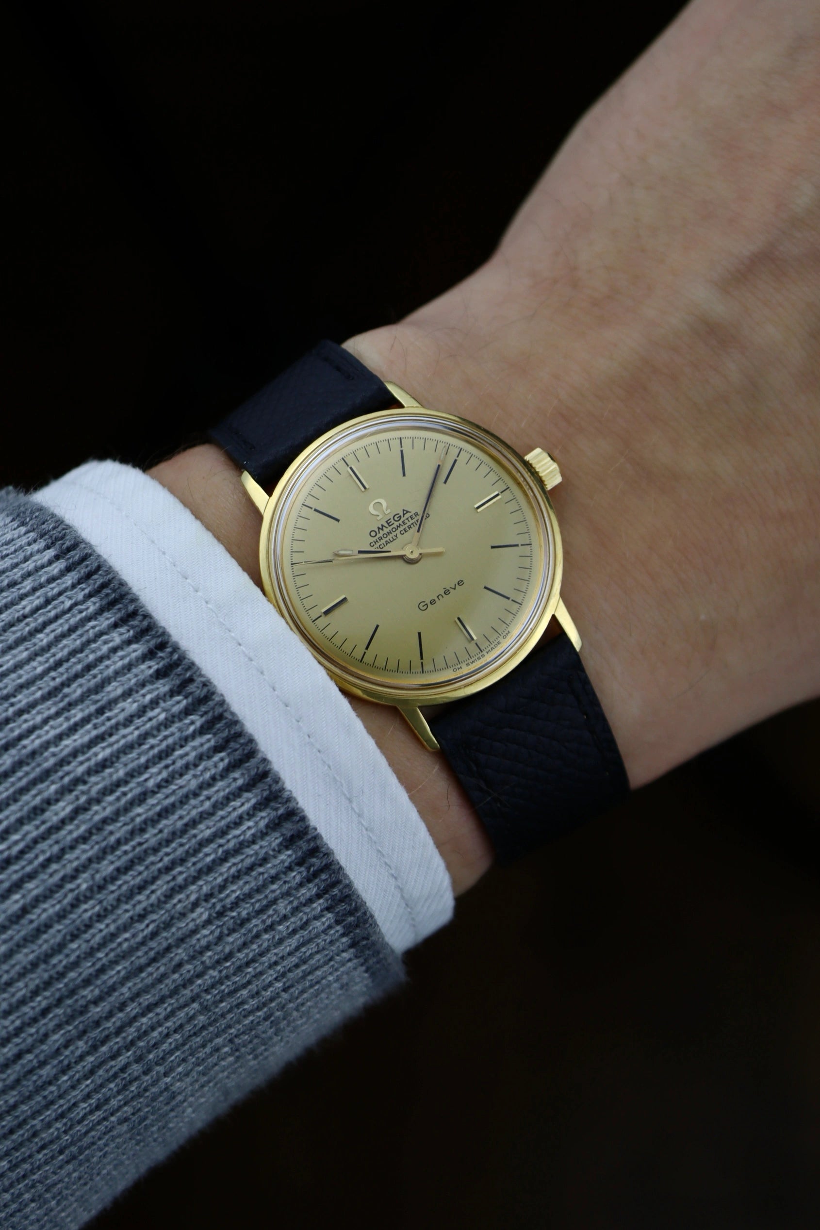 1968 RARE 18K Omega Geneve Chronometer ref. 137.001 cal. 602