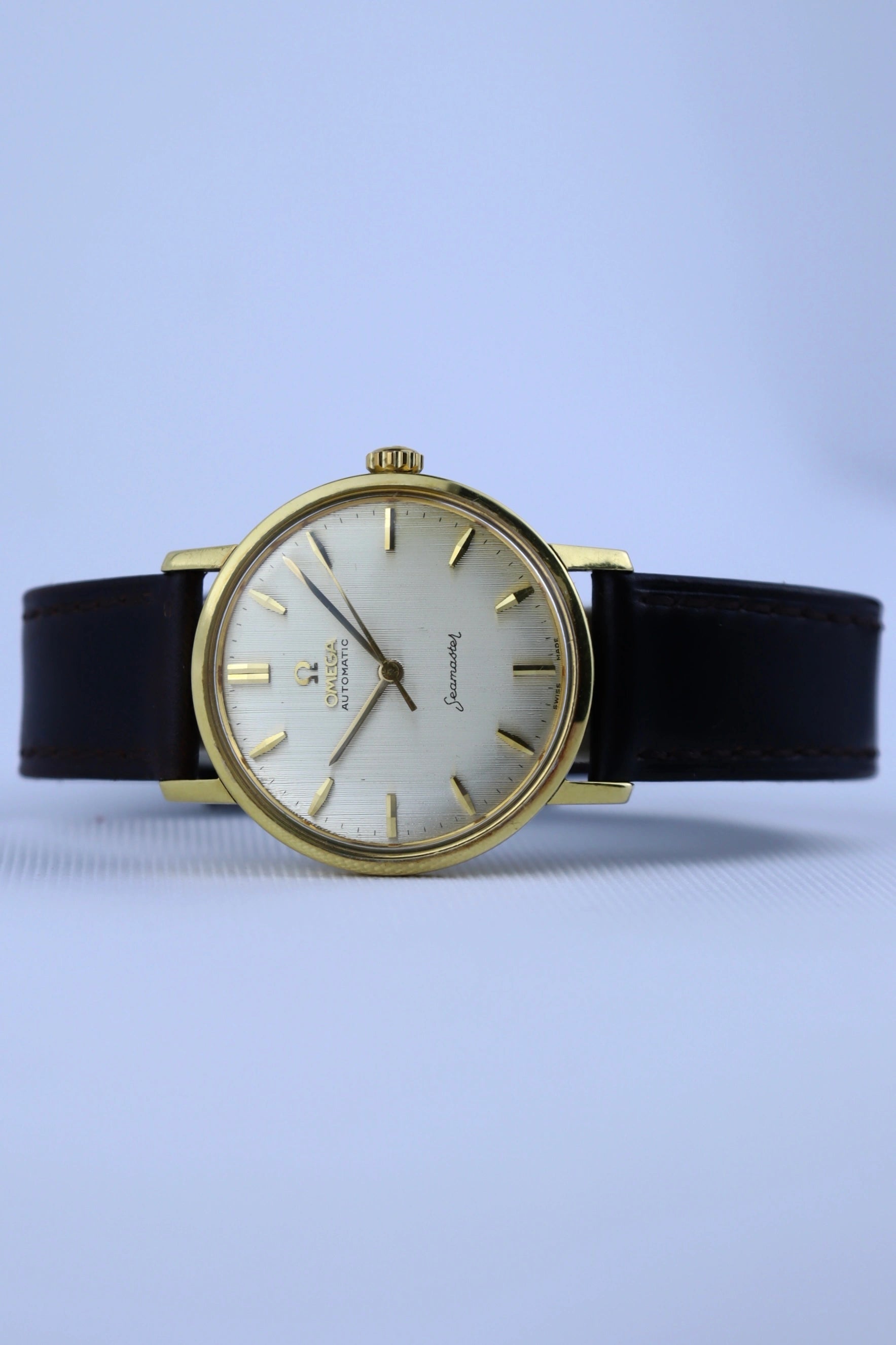 1962 18K Omega Seamaster Linen Dial 14765 cal. 552