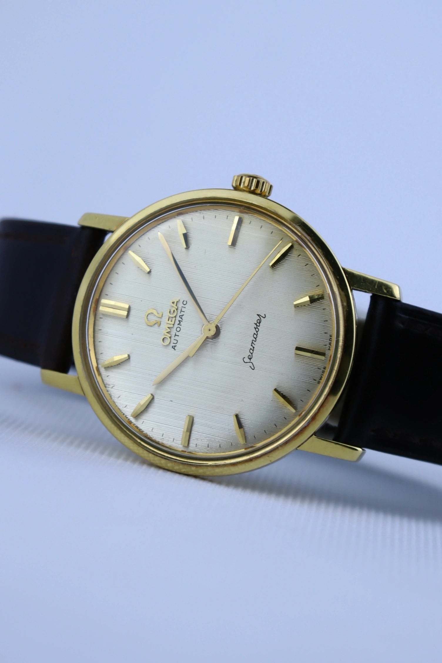 1962 18K Omega Seamaster Linen Dial 14765 cal. 552