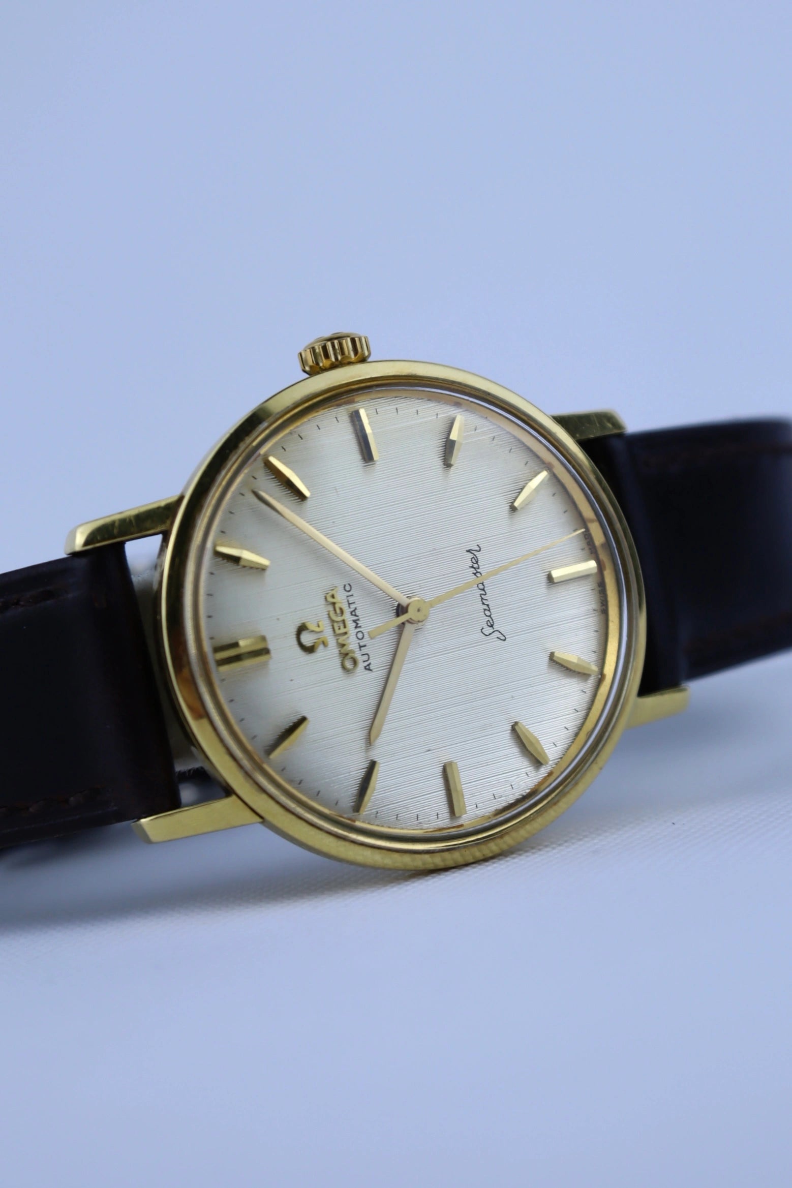 1962 18K Omega Seamaster Linen Dial 14765 cal. 552