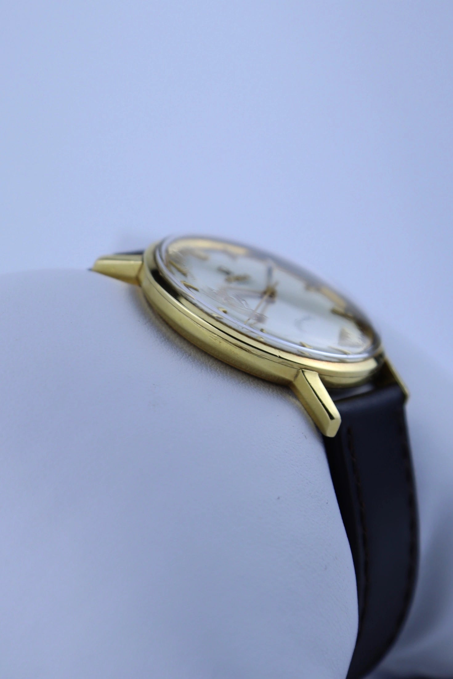 1962 18K Omega Seamaster Linen Dial 14765 cal. 552
