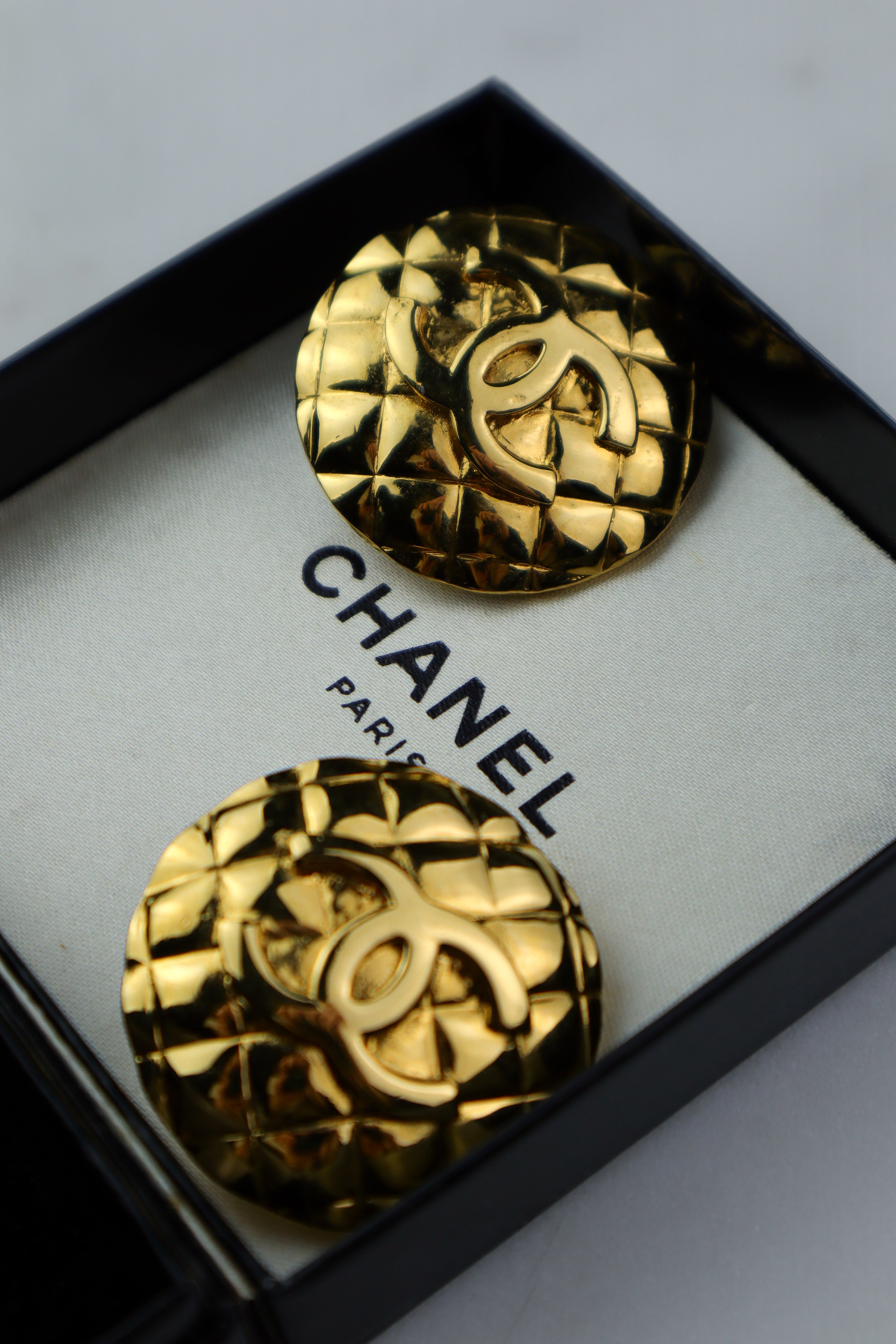 Chanel - klipsy vintage Matelassé sezon 26 (1990/91)