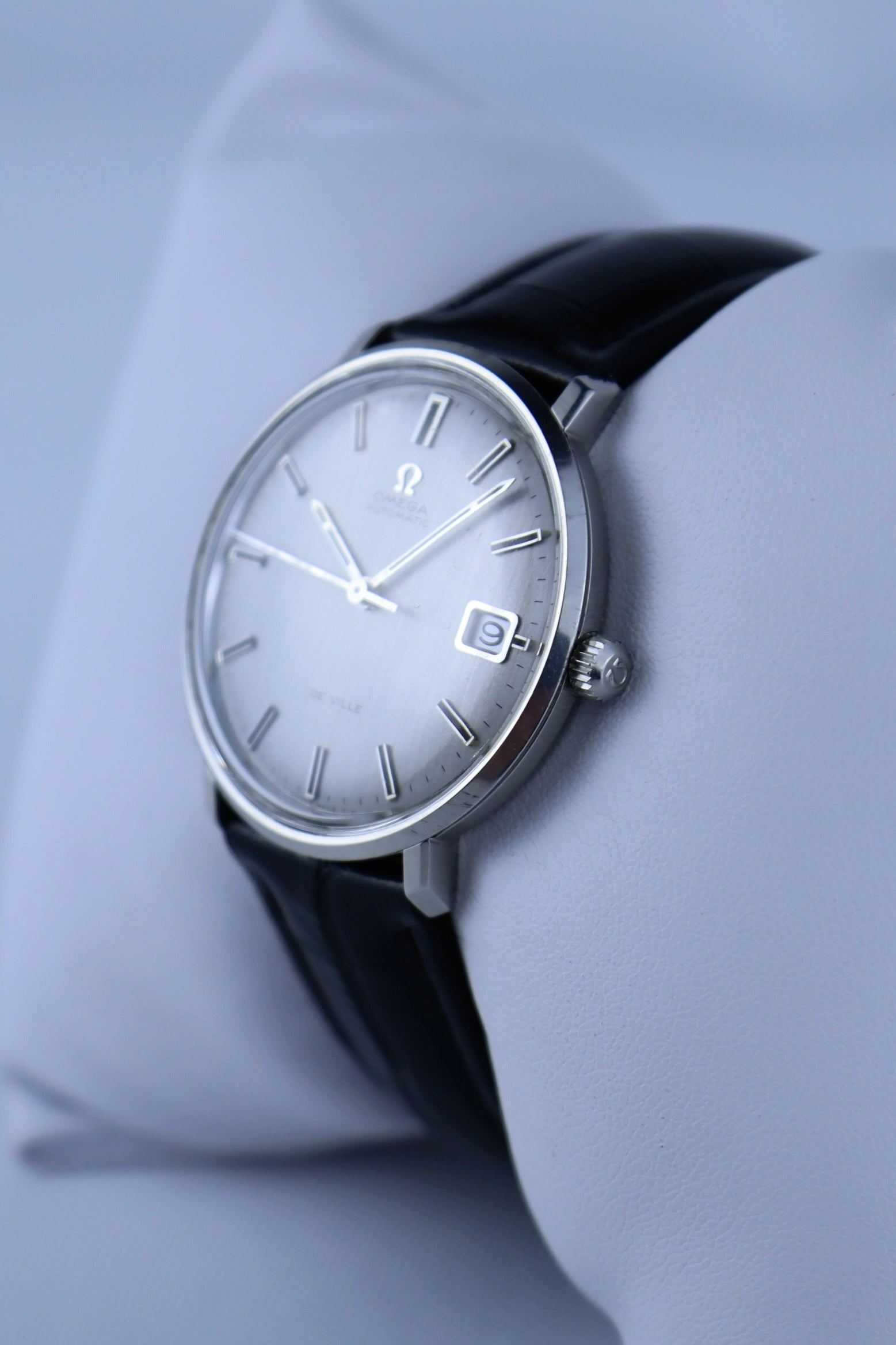 1960s Omega De Ville 166.033 cal. 565