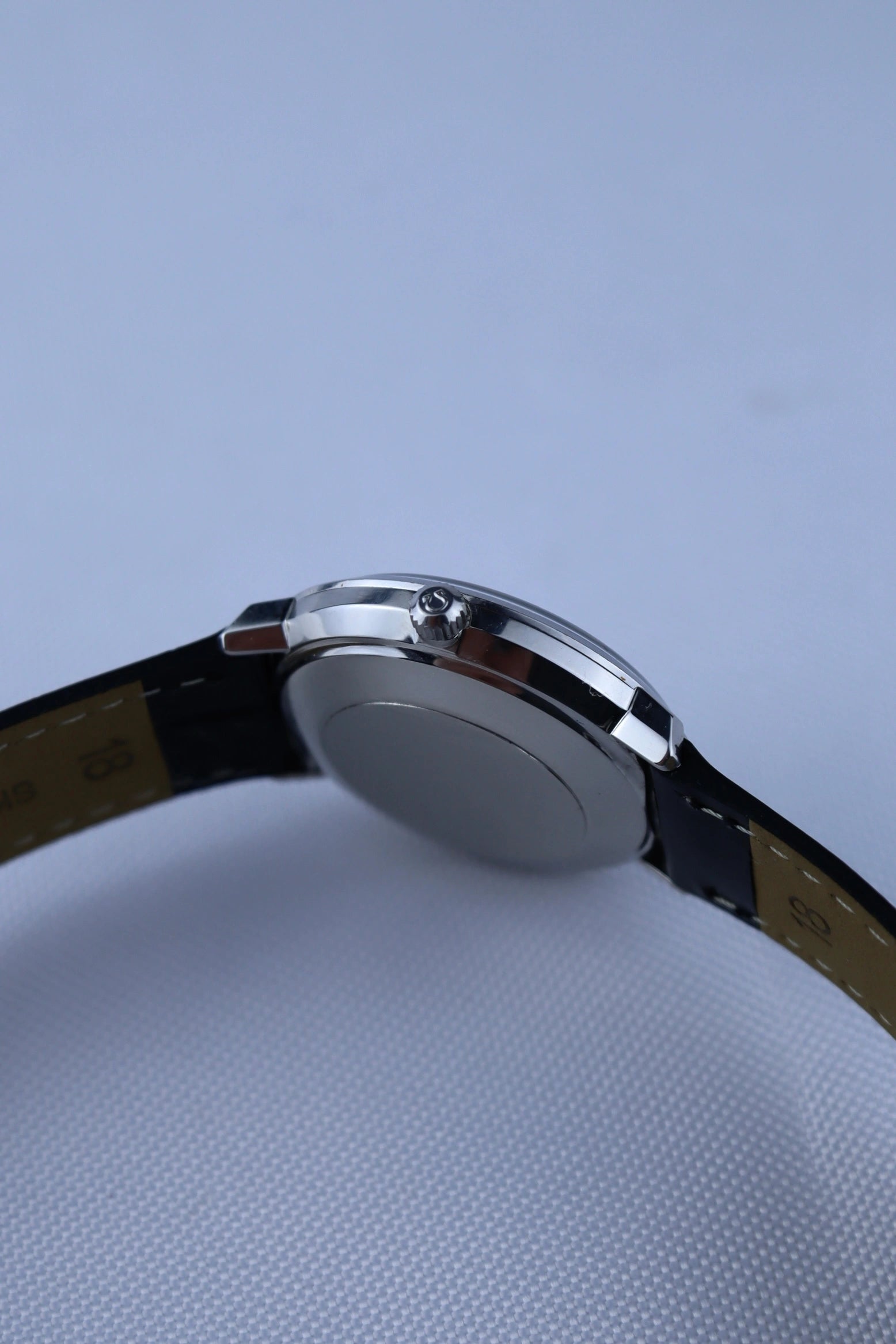 1960s Omega De Ville 166.033 cal. 565