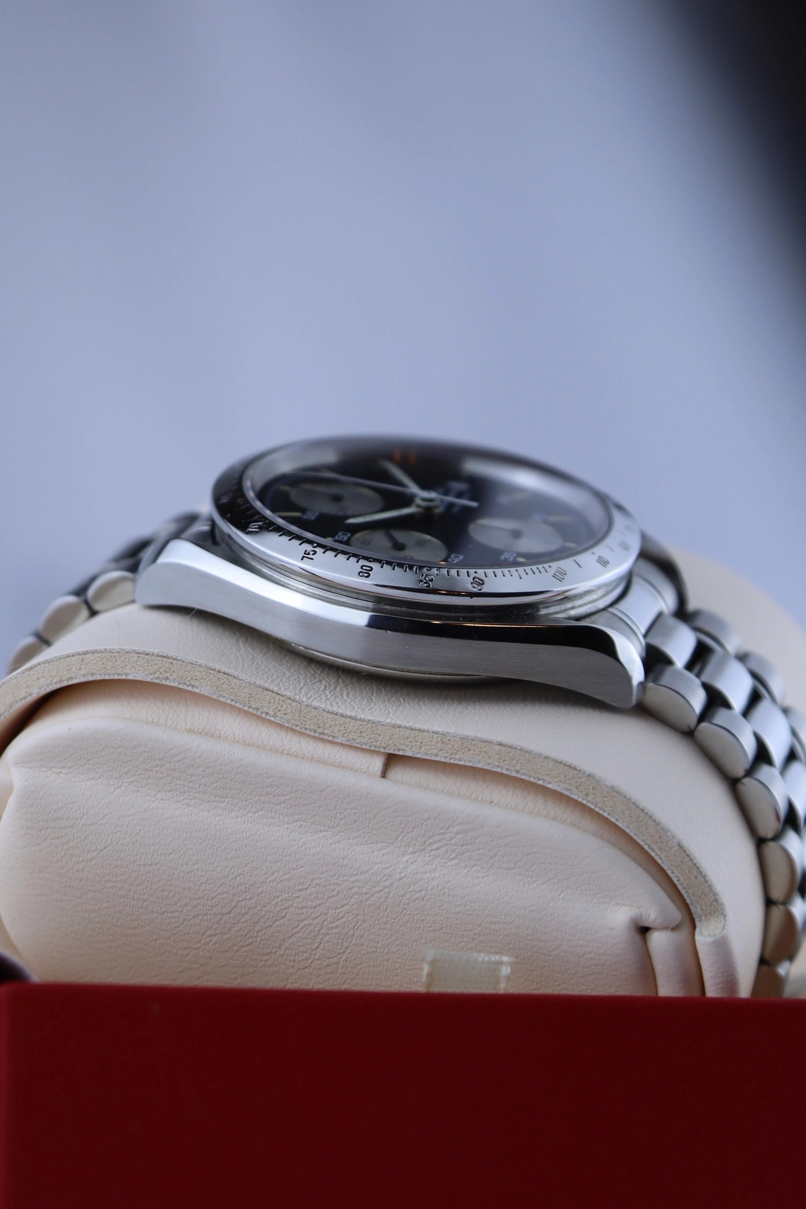 1991 Omega Speedmaster Reverse Panda 175.0043 cal. 1152