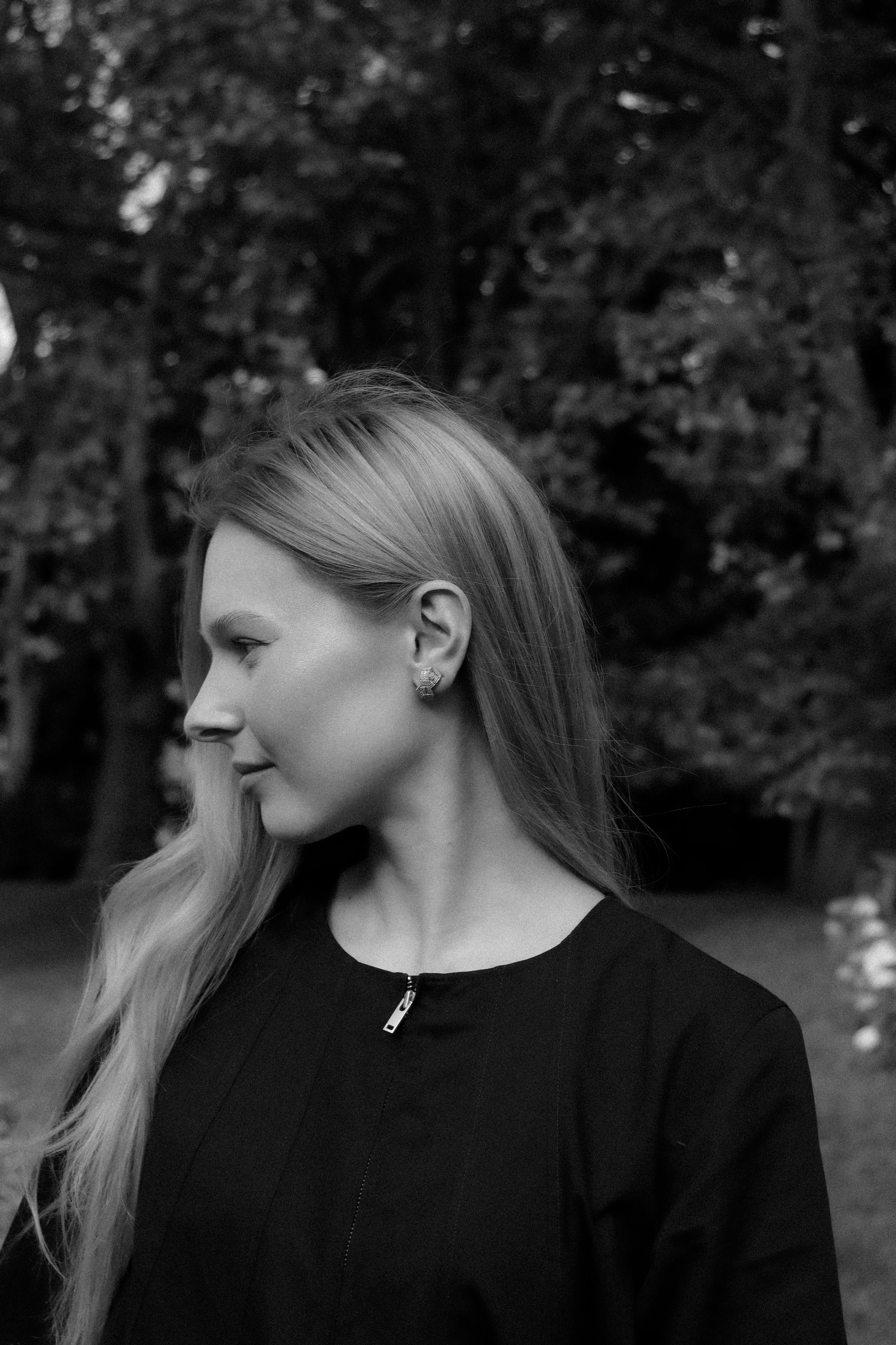 Dior – klipsy kultowe wstążki