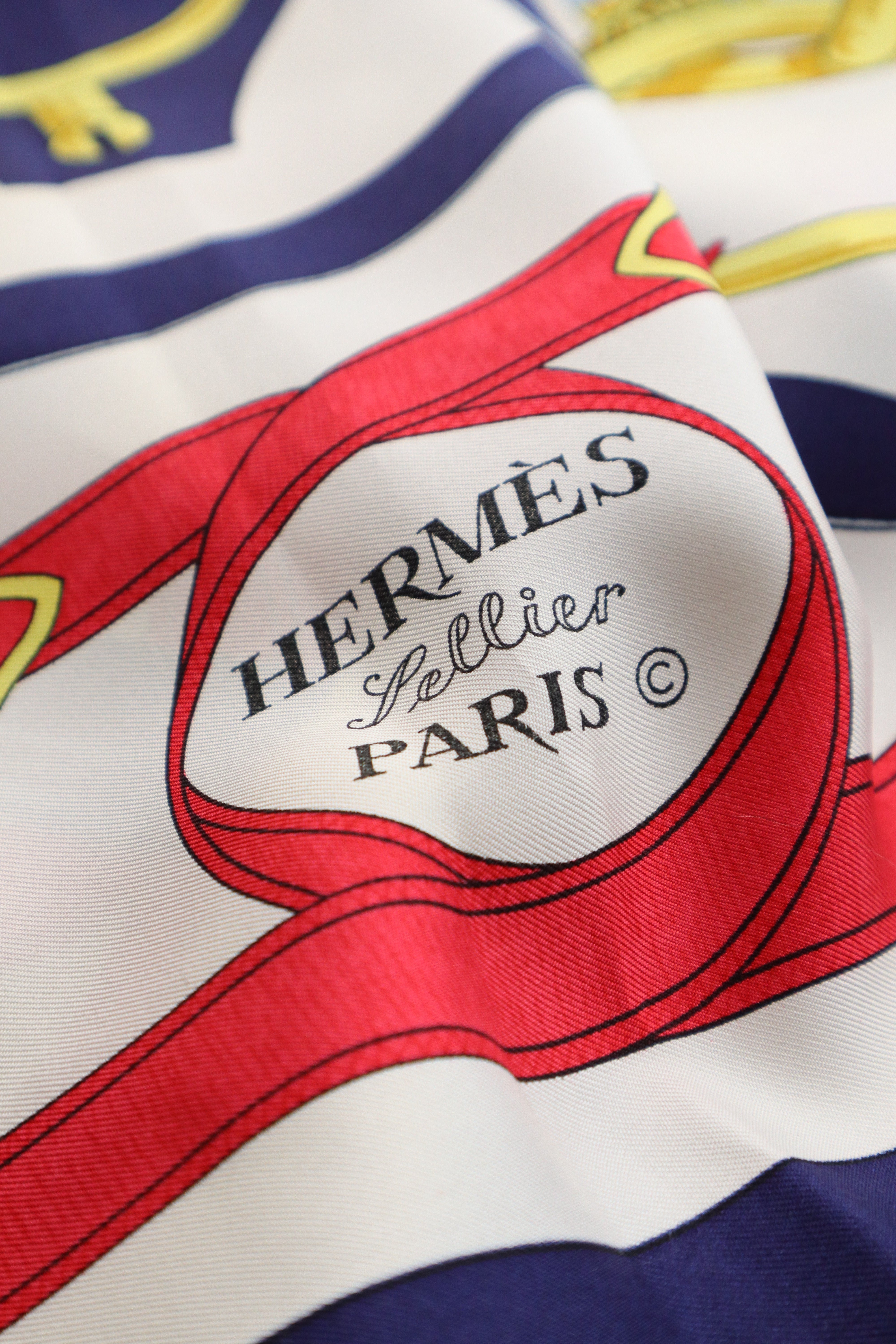 Hermès – jedwabna apaszka