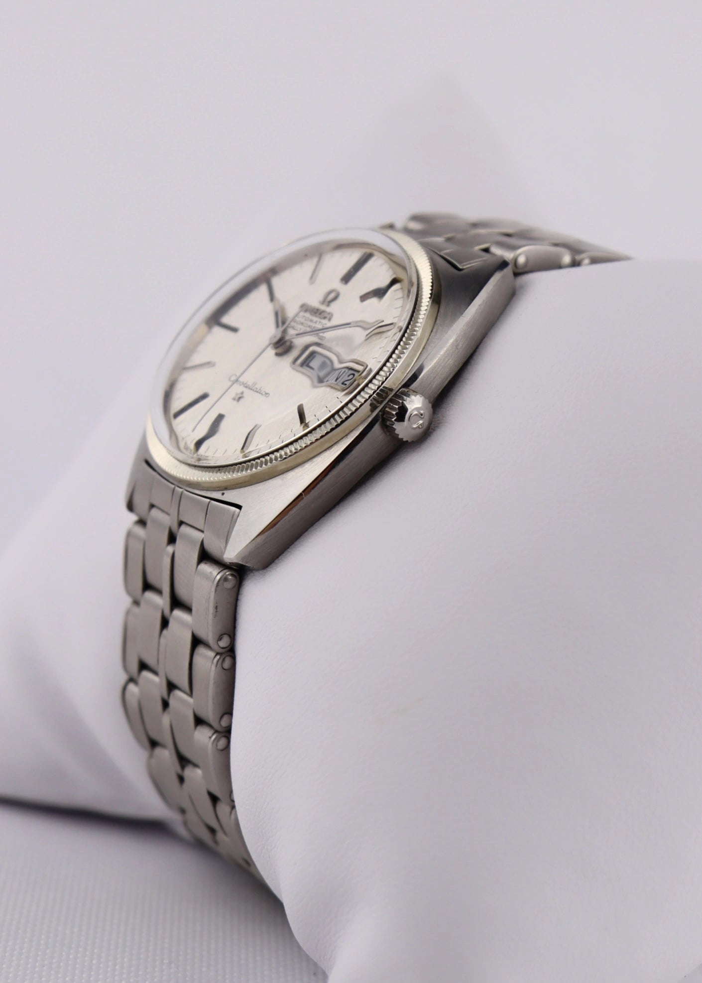 1968 18K/SS Omega Constellation C-Shaped 168.0029 cal. 751